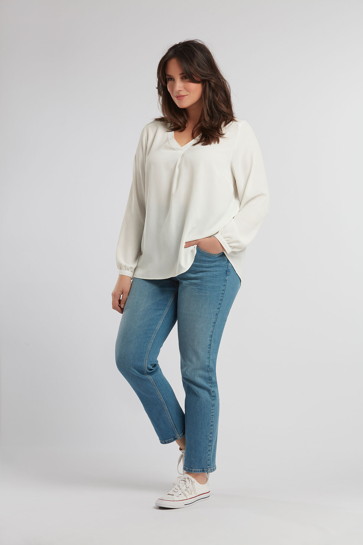 Vaqueros holgados modelo ROSE image number 6