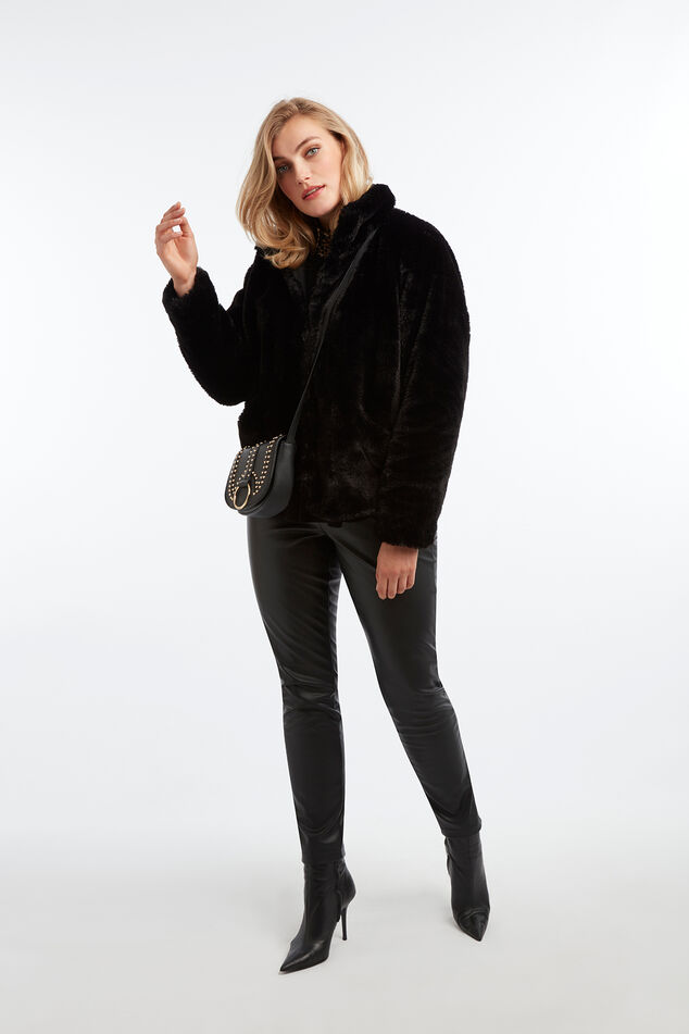 Abrigo de pelo sintético image number 3