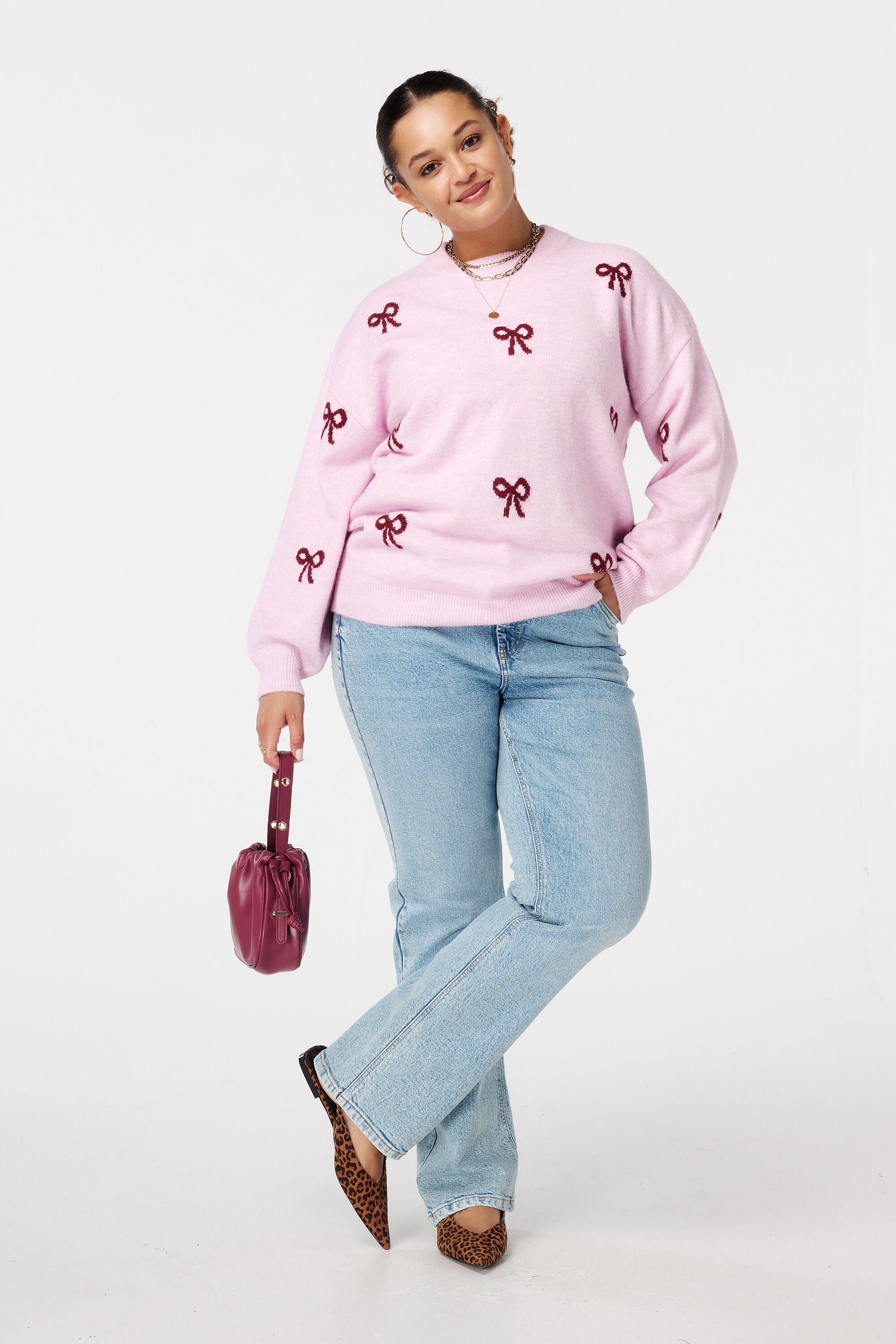 Jersey con estampado de lazos image number 5