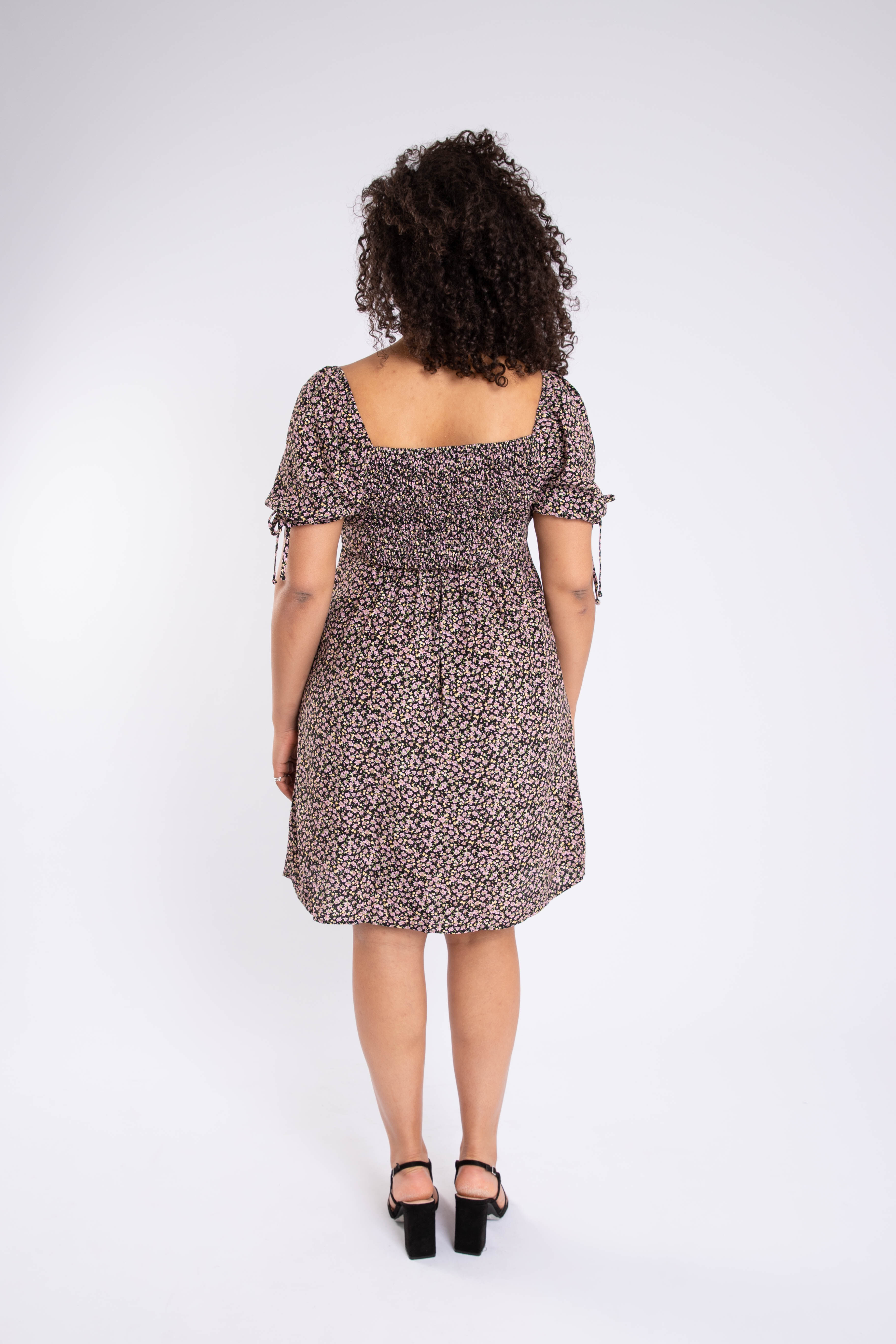 Vestido con estampado  image number 4