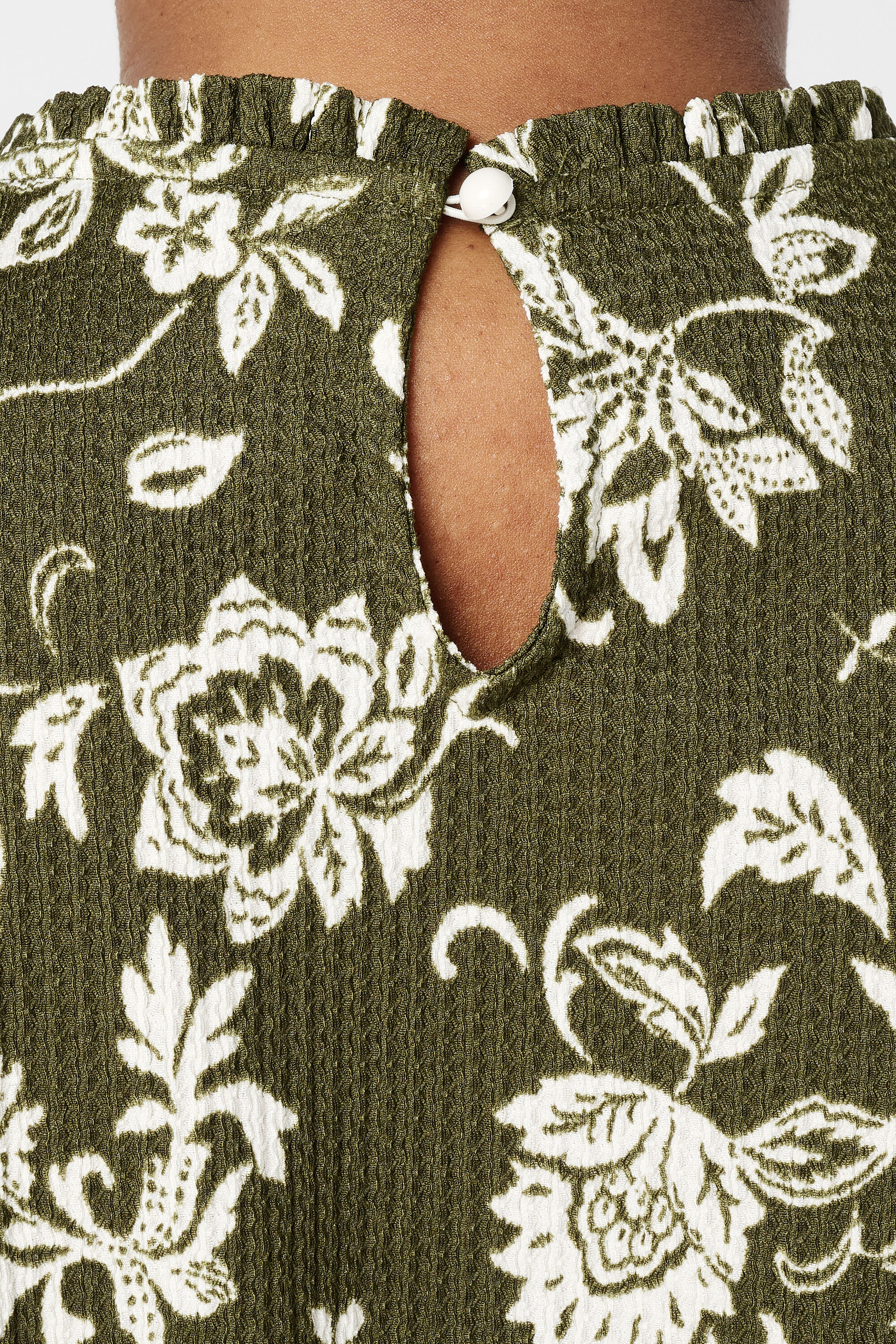 Top con estampado image number 6