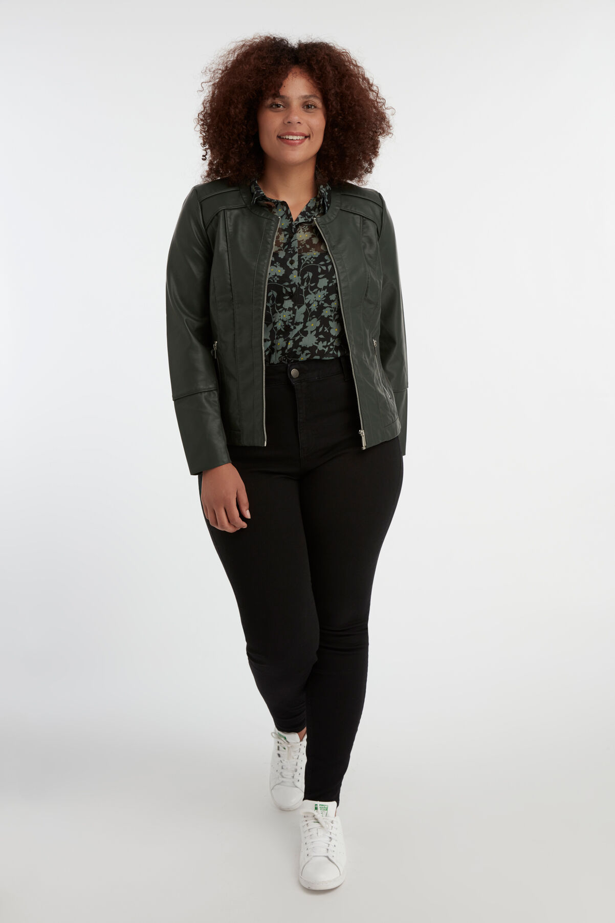 Cazadora de cuero sint&eacute;tico  image number 5