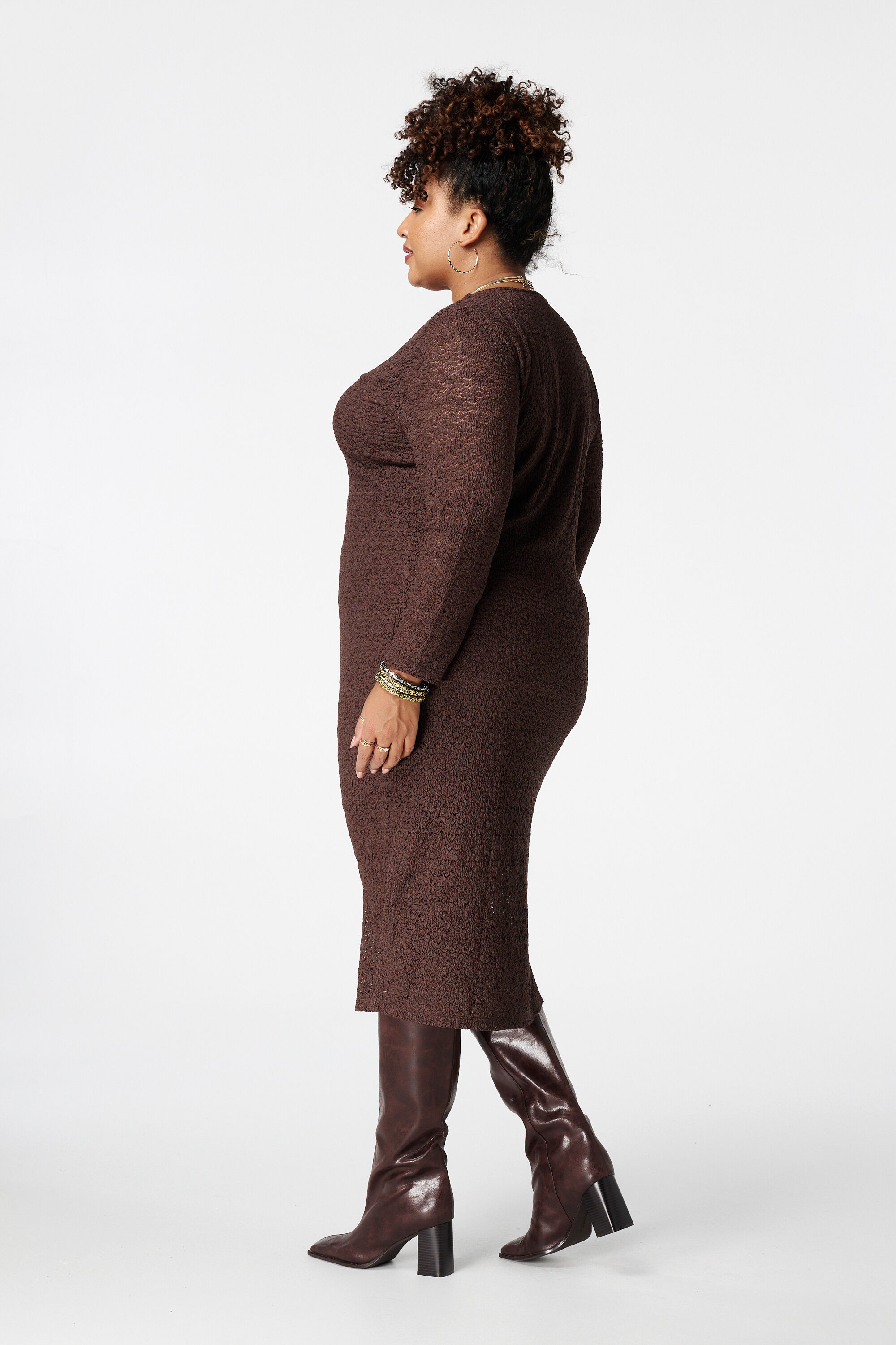 Vestido midi de encaje image number 3