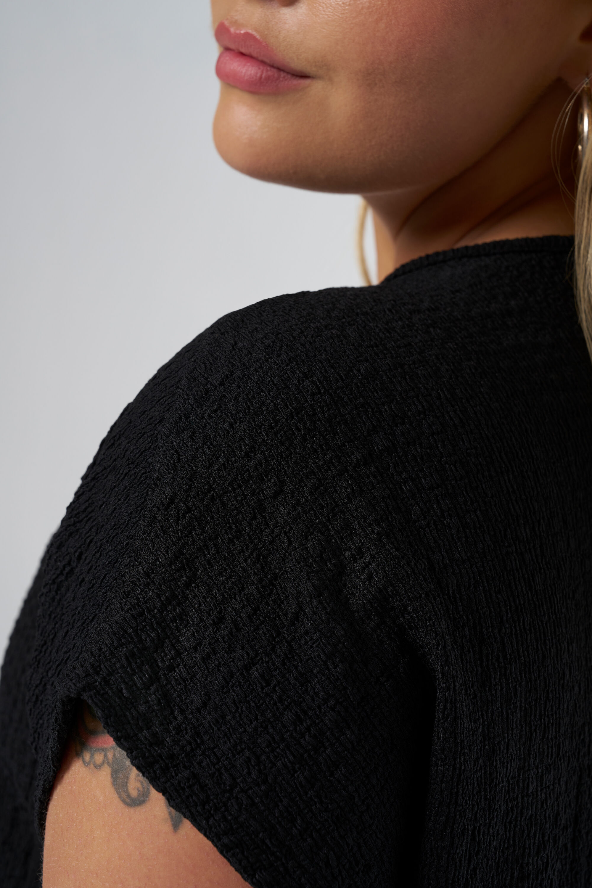 Top con tejido con textura  image number 4