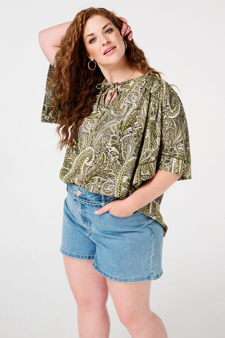 Blusa con estampado y detalle de lazo Blusa con estampado y detalle de lazo