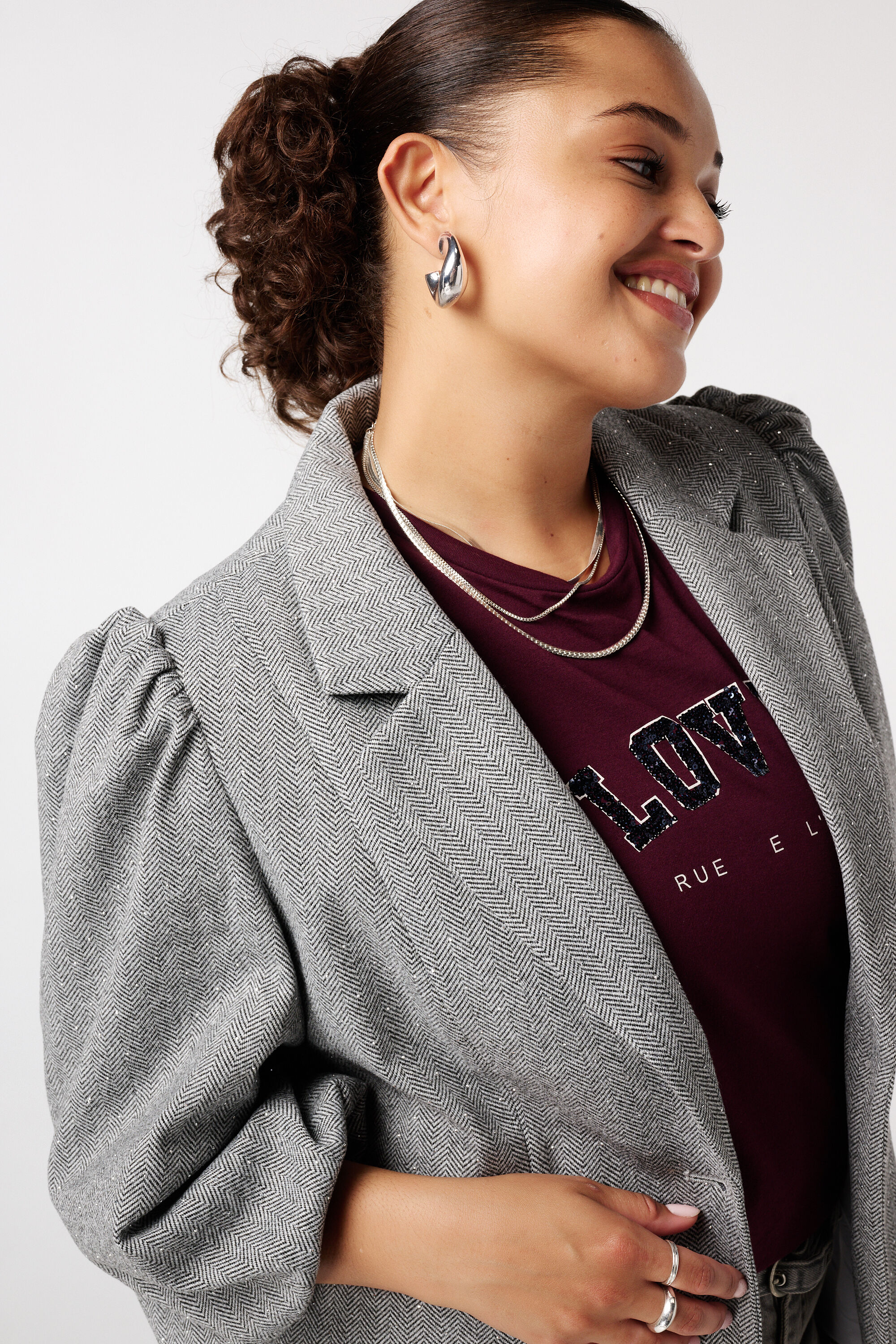 Blazer con lurex y mangas cortas abullonadas image number 4