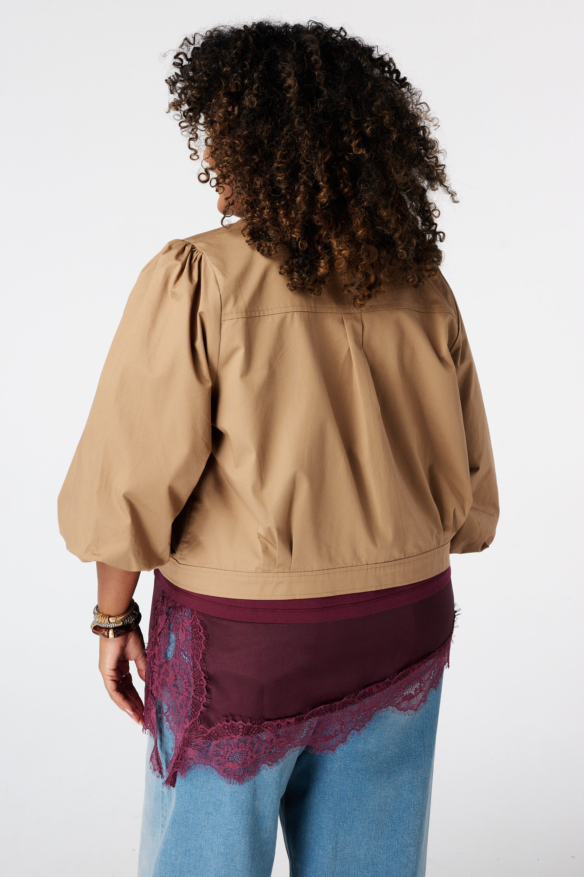Chaqueta utility con mangas abullonadas image number 3
