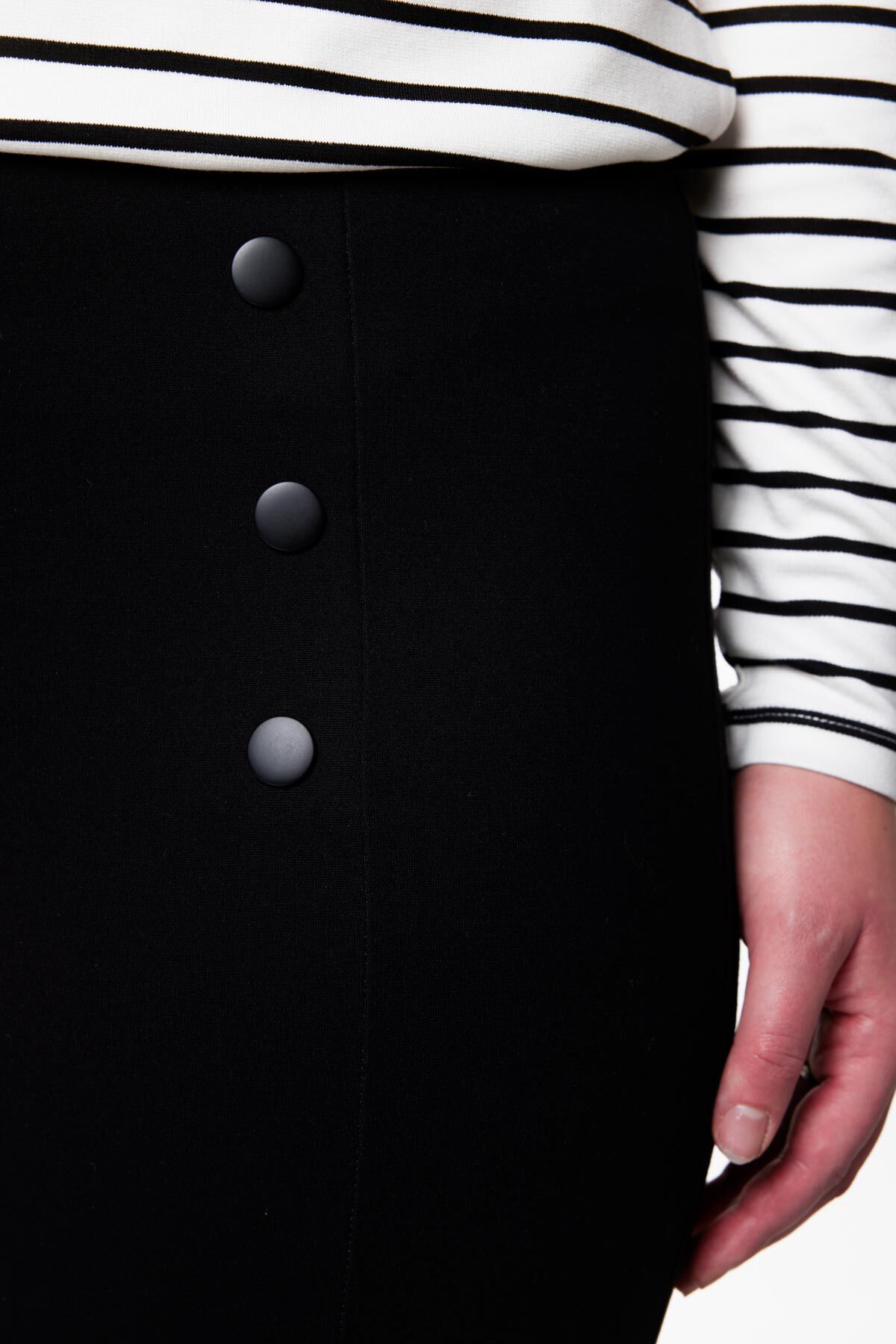 Treggings con botones image number 4