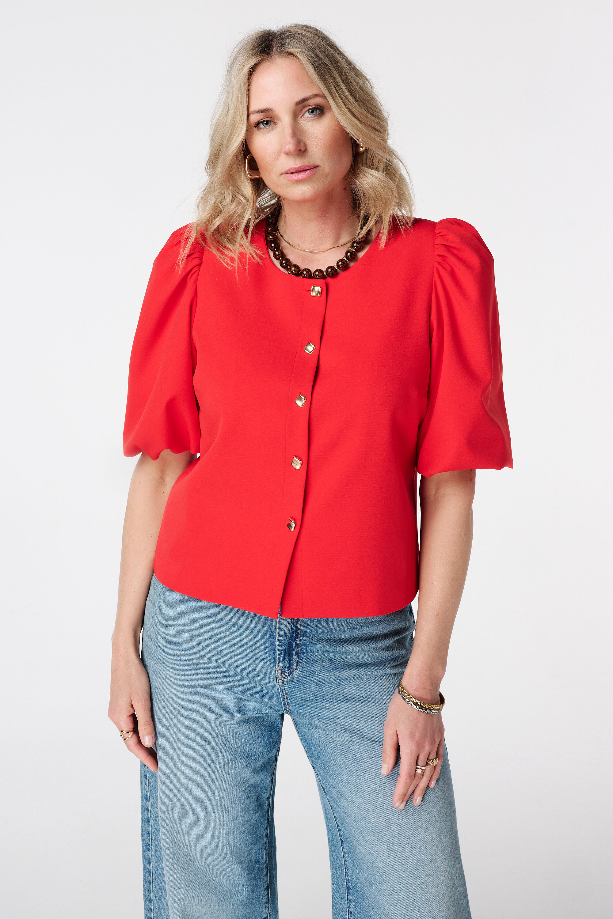 Blazer con mangas abullonadas cortas