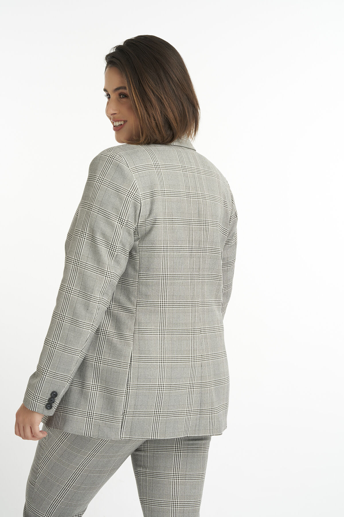 Blazer de cuadros image number 3