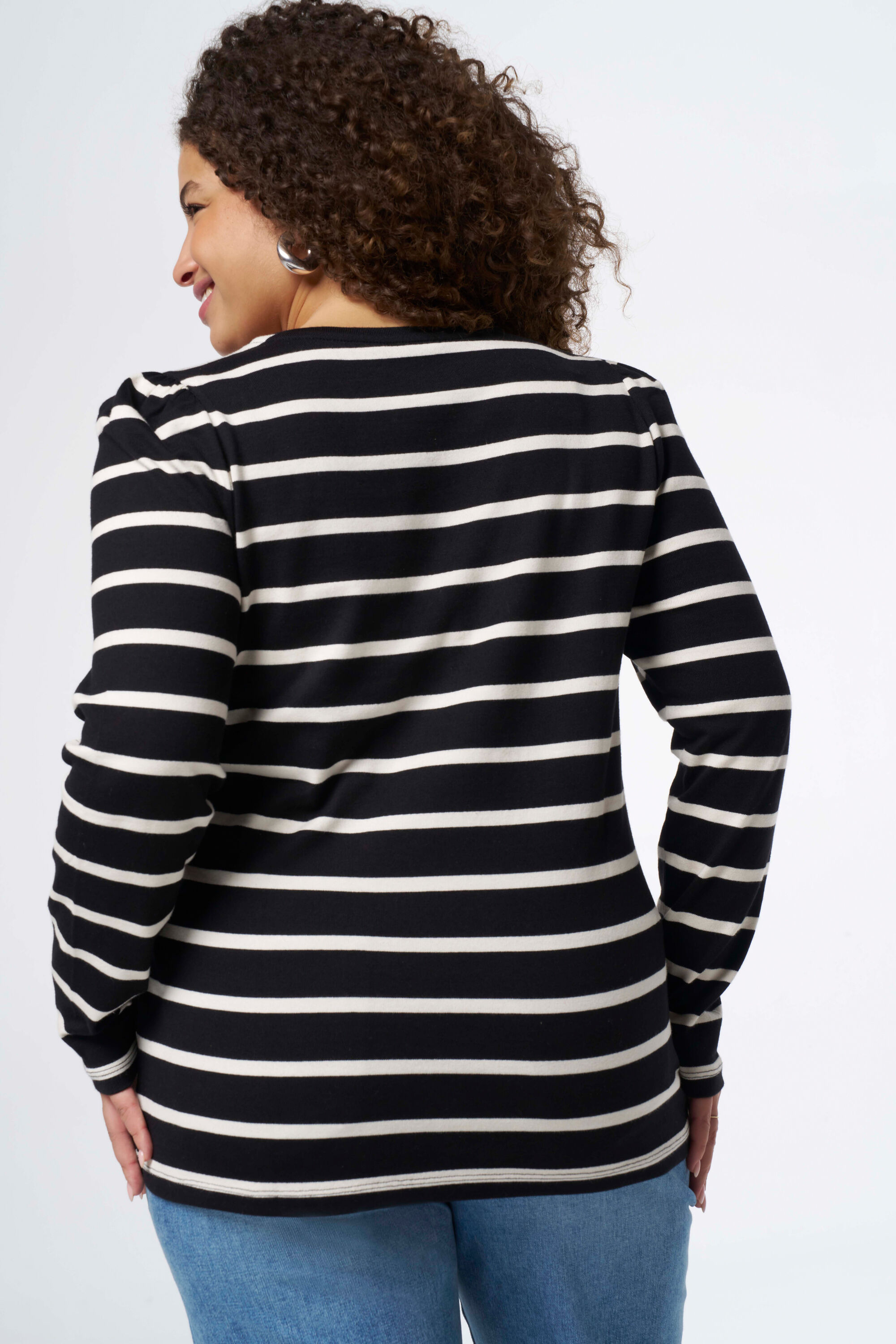 Top de manga larga con rayas image number 3