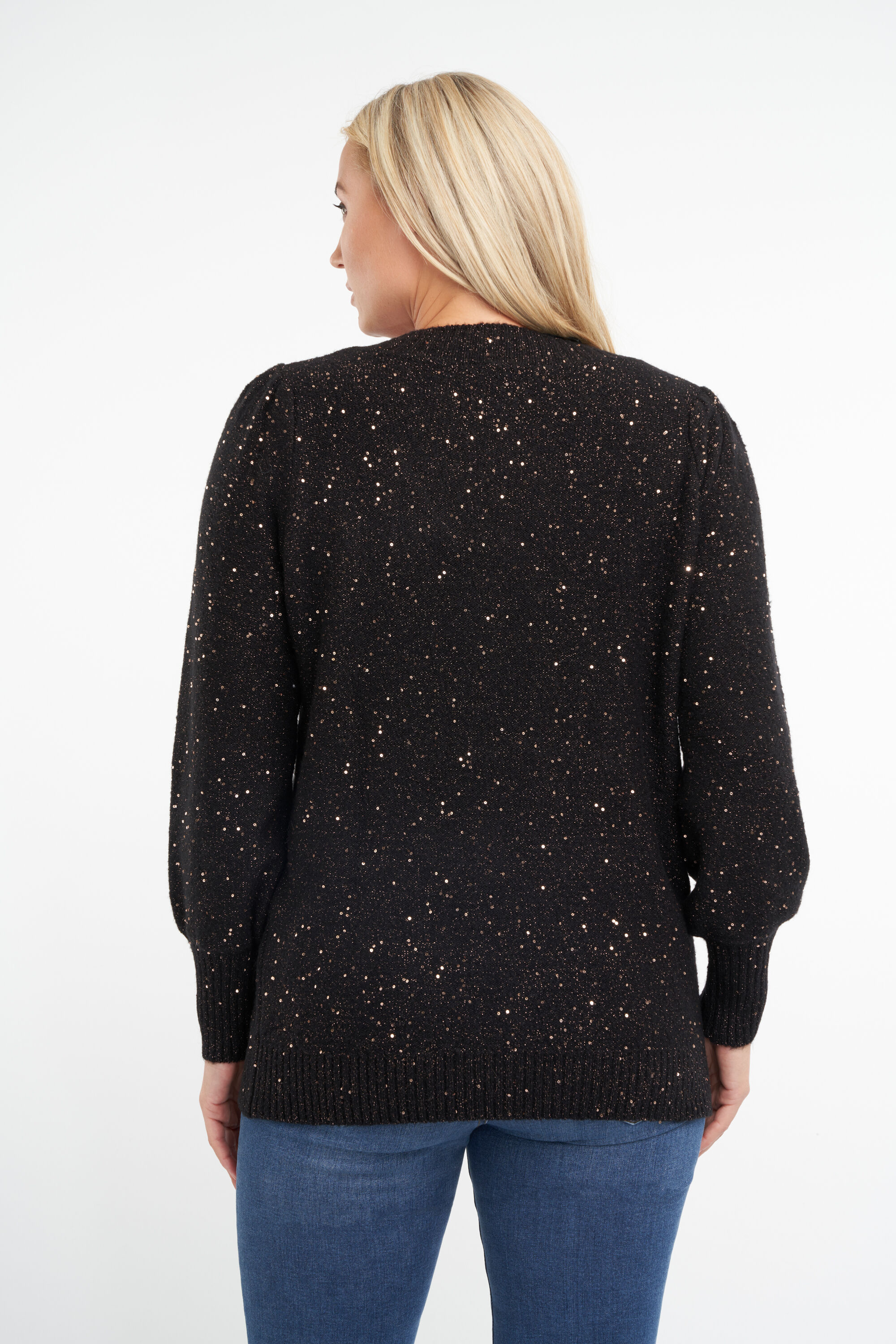 Su&eacute;ter con lentejuelas image number 3