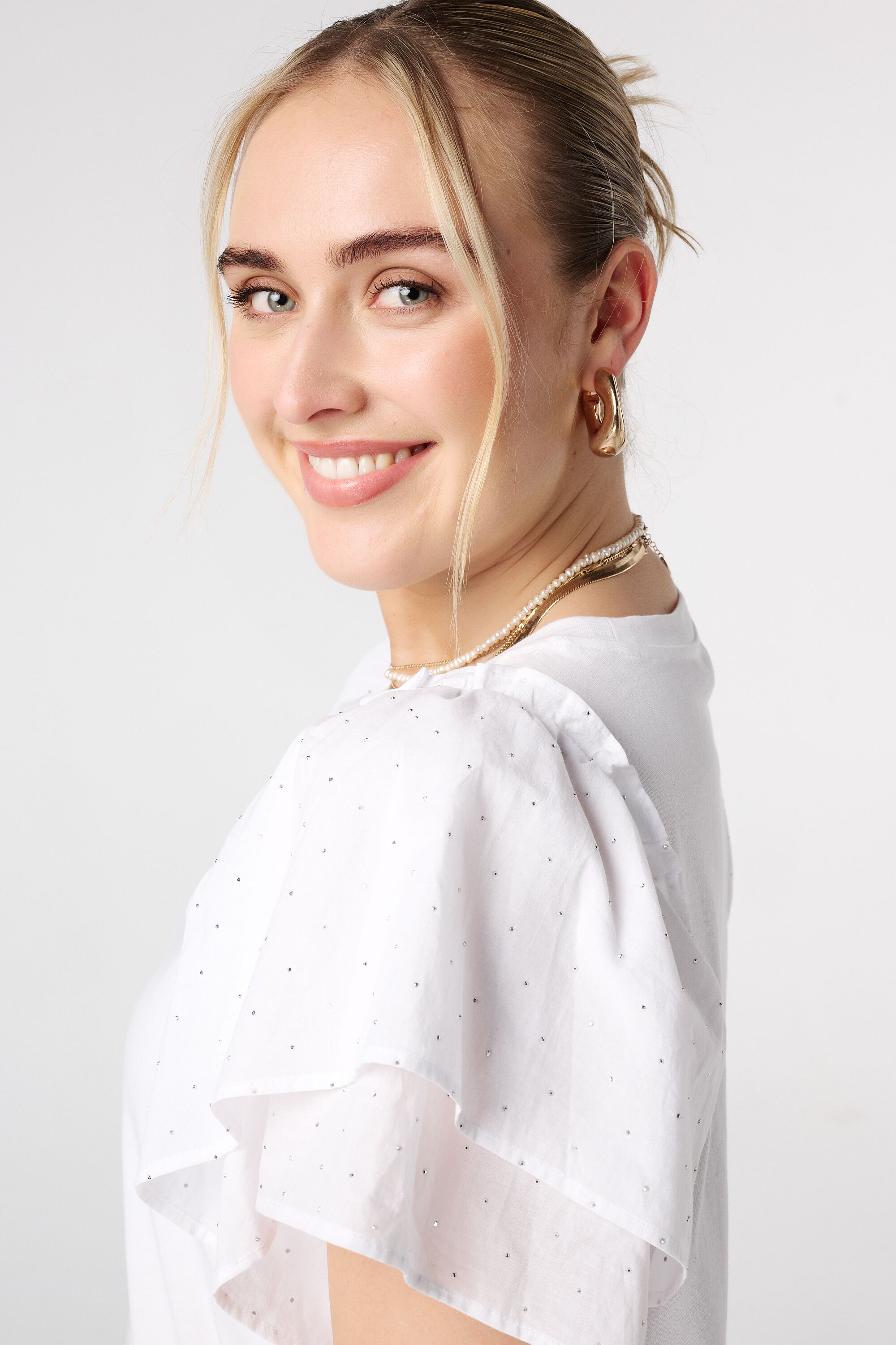 Top con mangas mariposa image number 4