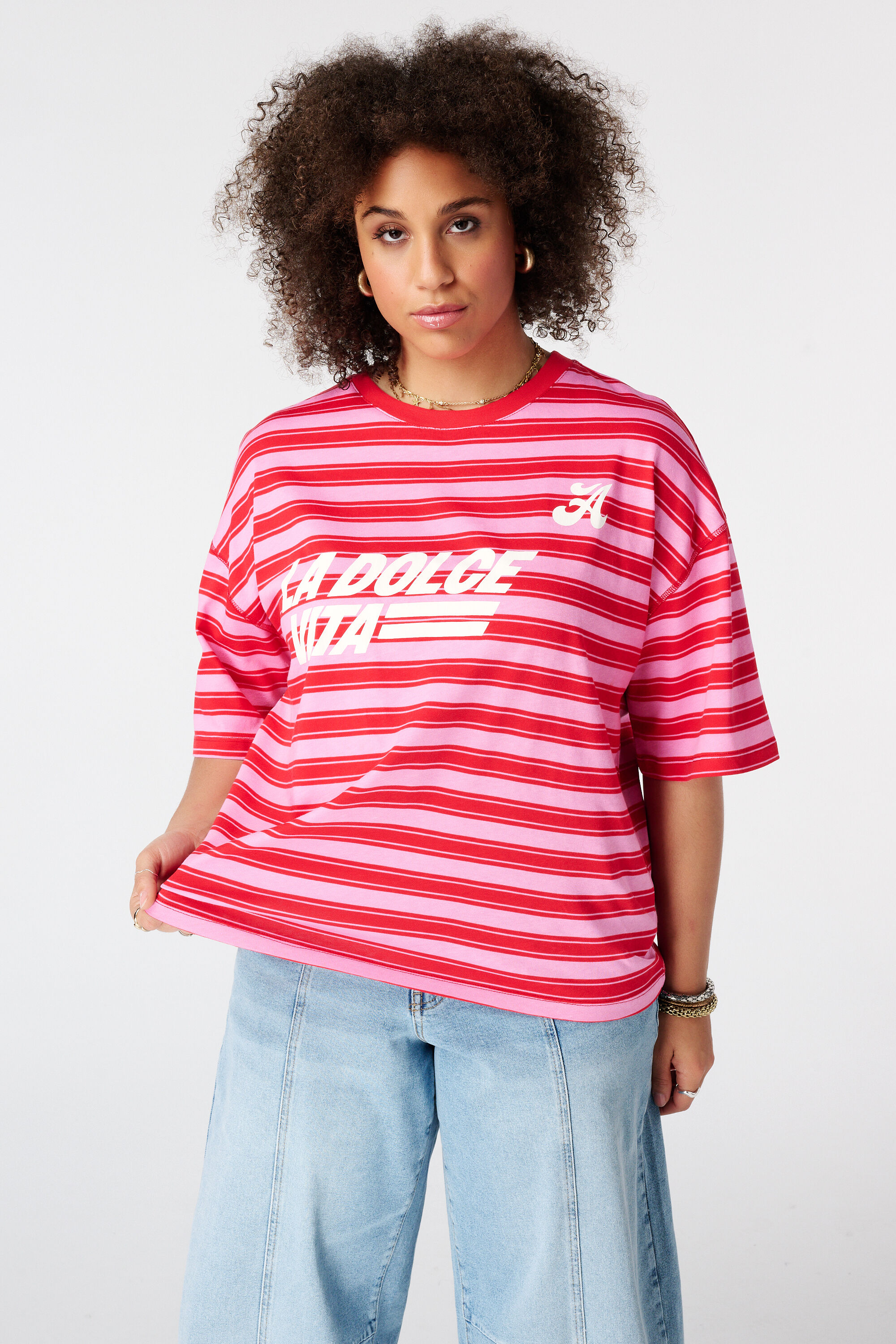 Camiseta oversize con ilustraci&oacute;n