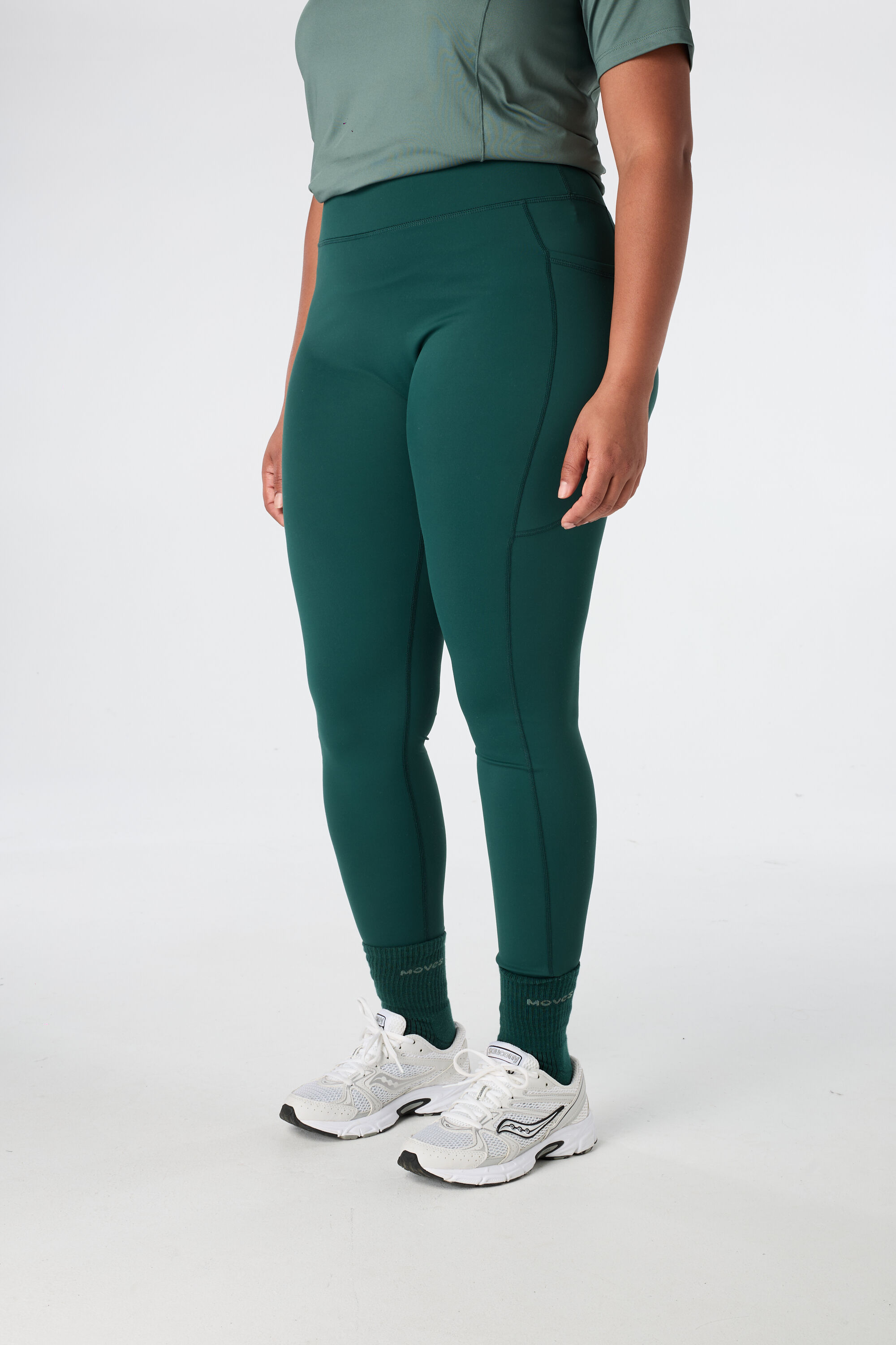Leggings deportivos con bolsillos laterales image number 6