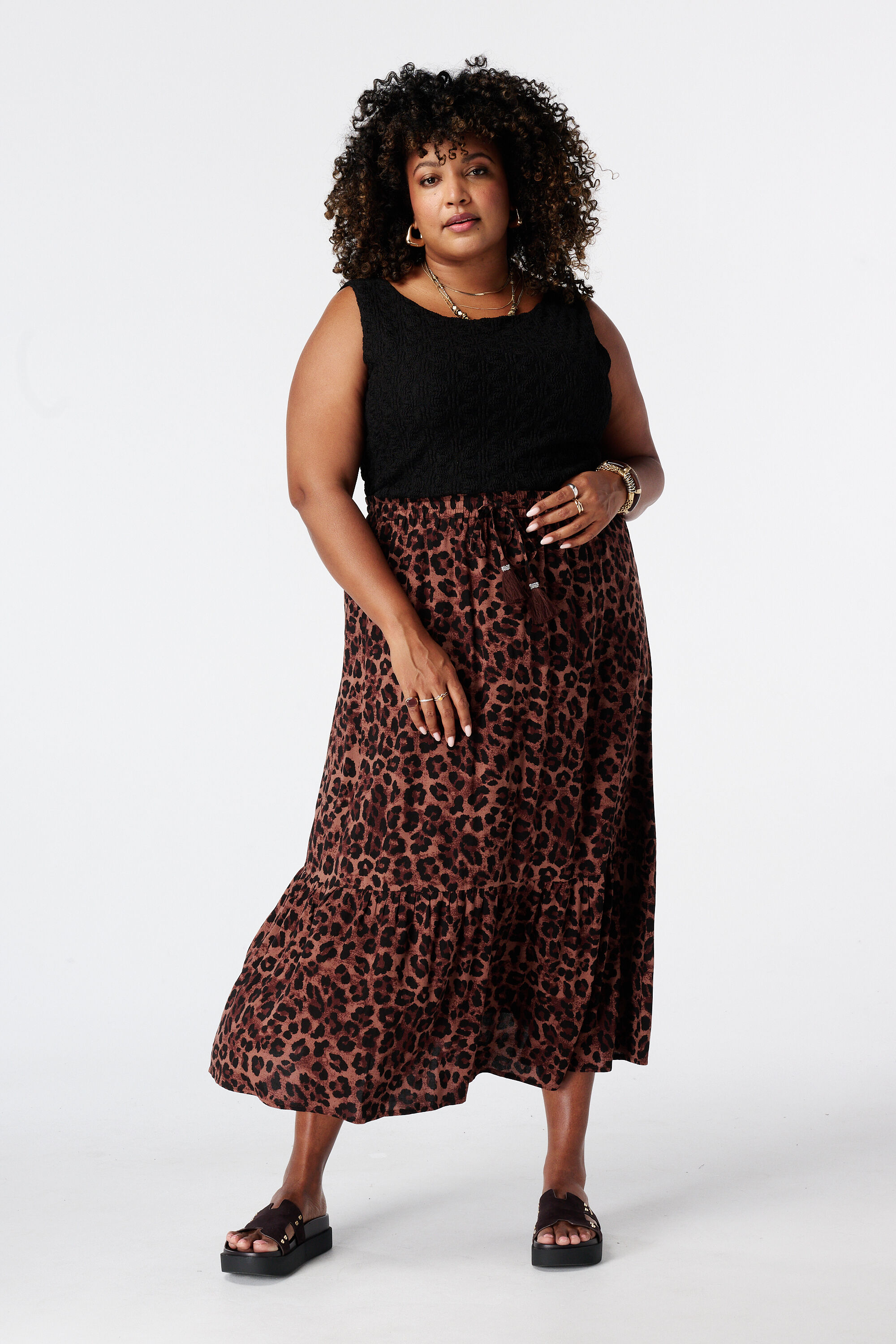 Falda maxi con estampado image number 6