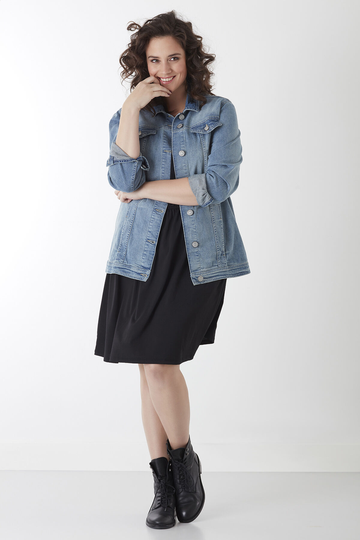 Chaqueta vaquera image number 3