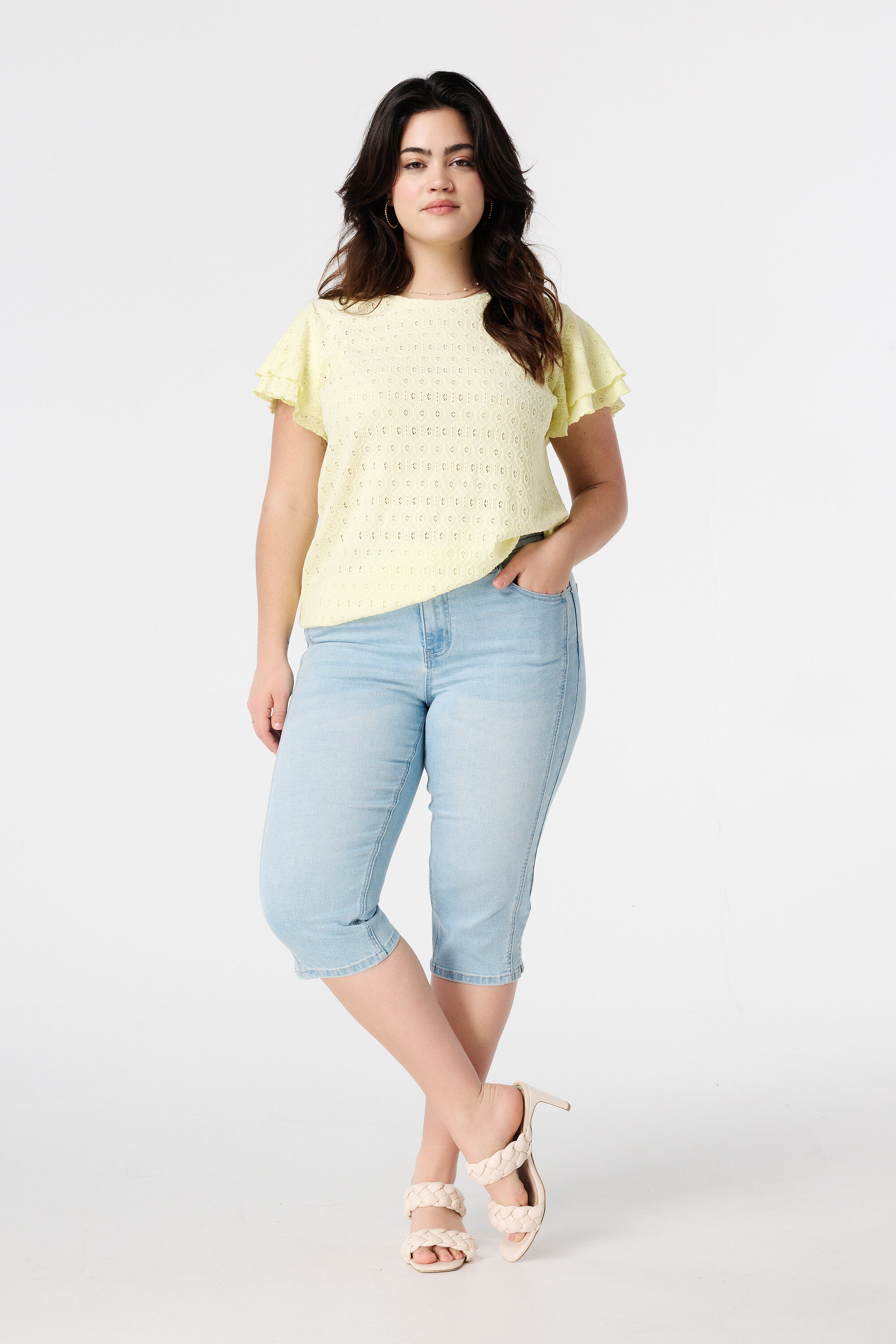 Top con patr&oacute;n calado image number 5