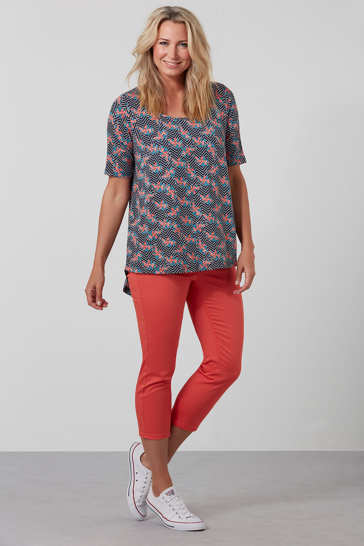 Pantalones pirata MAGIC image number 4