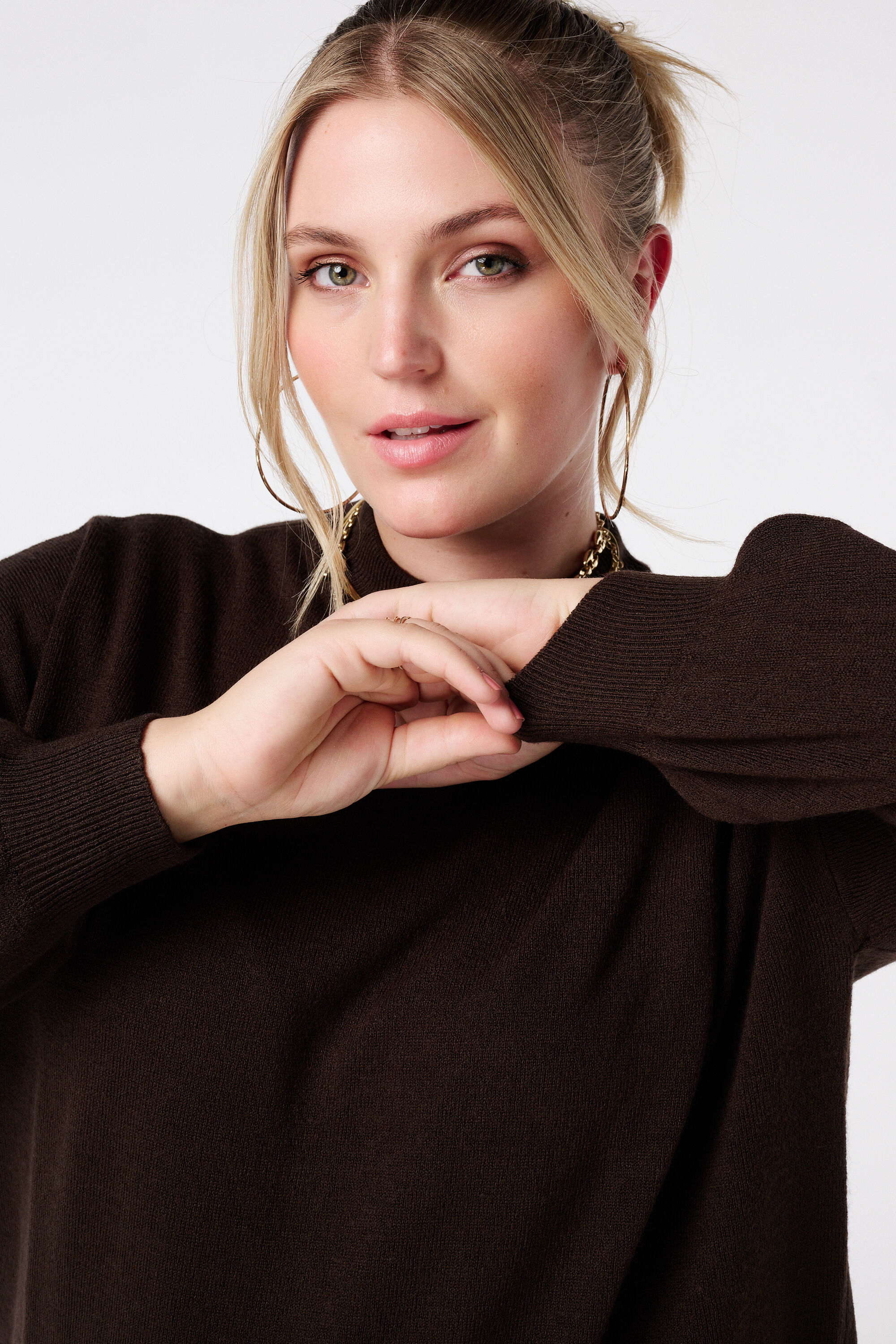 Su&eacute;ter de punto fino con mangas abullonadas image number 4