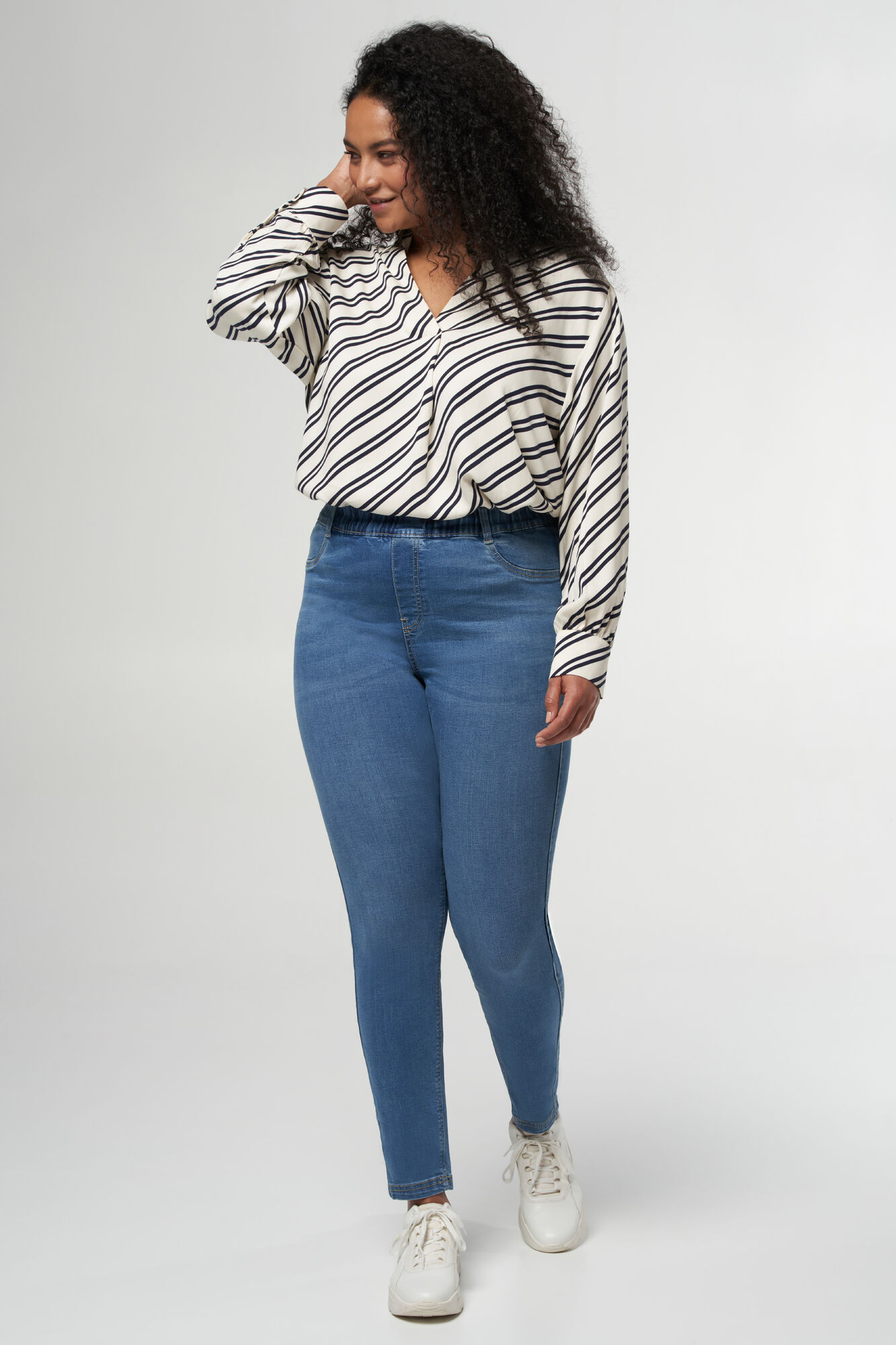 Treggings de corte pitillo image number 6