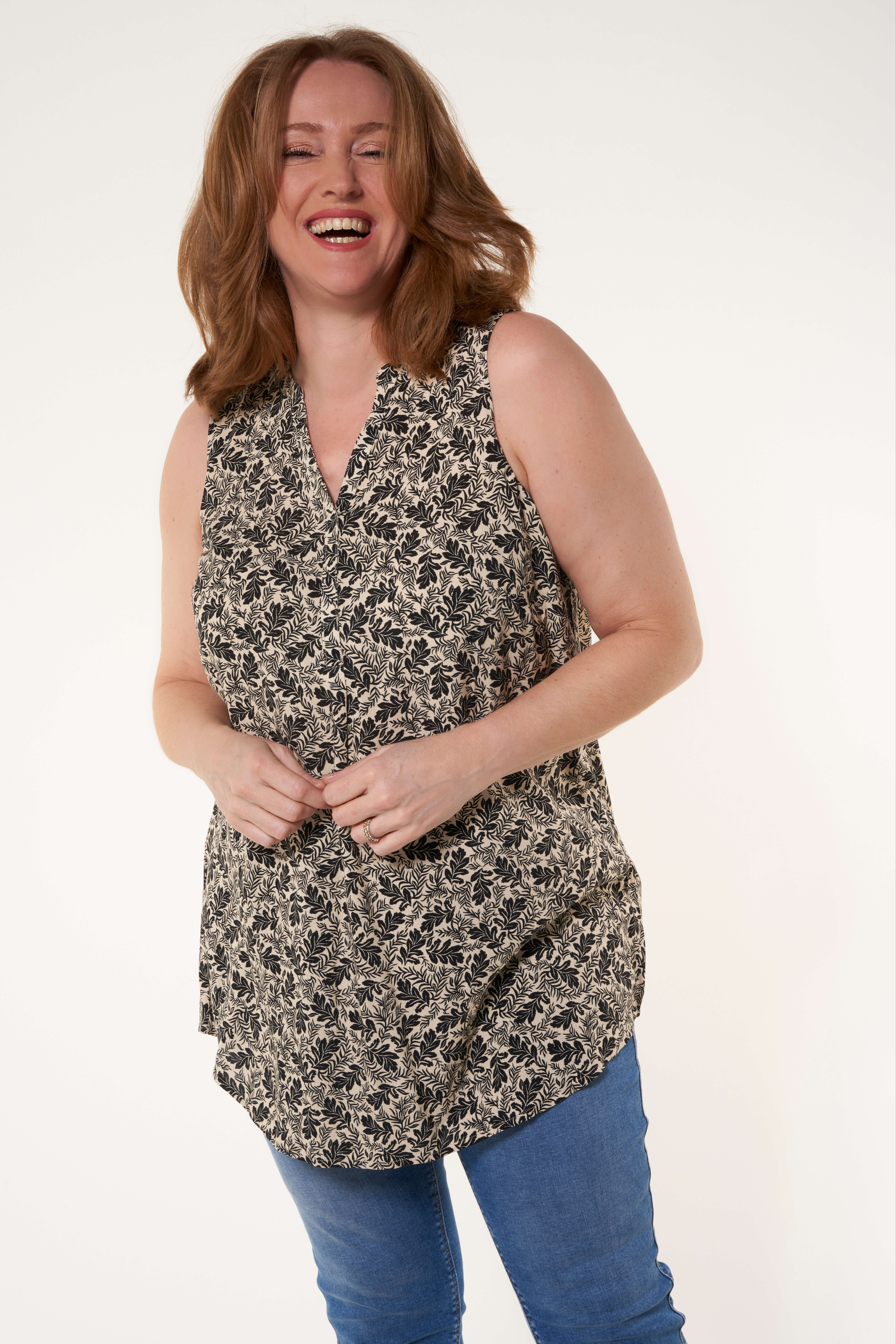 Blusa sin mangas image number 0