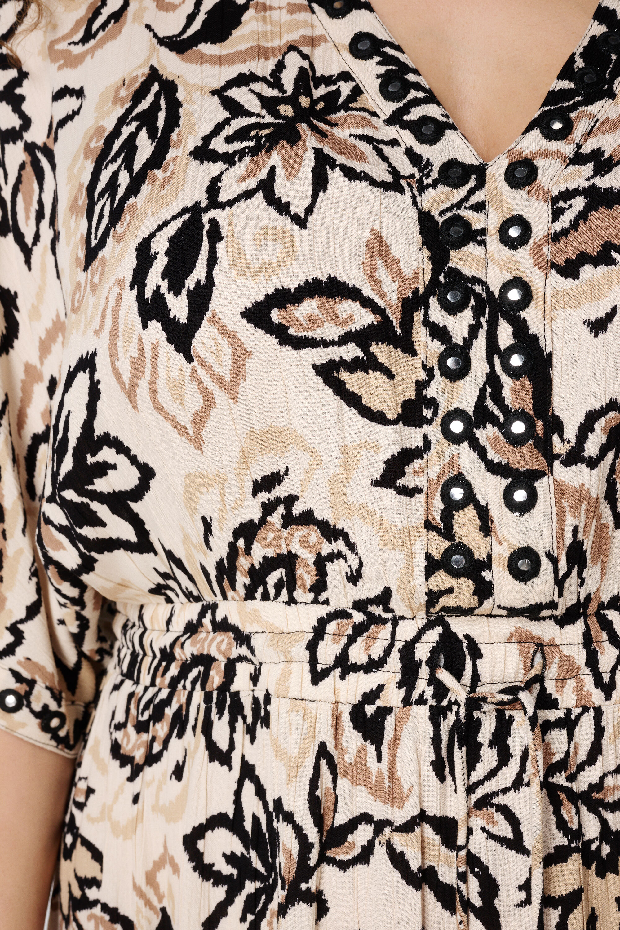 Vestido largo con espejitos image number 6