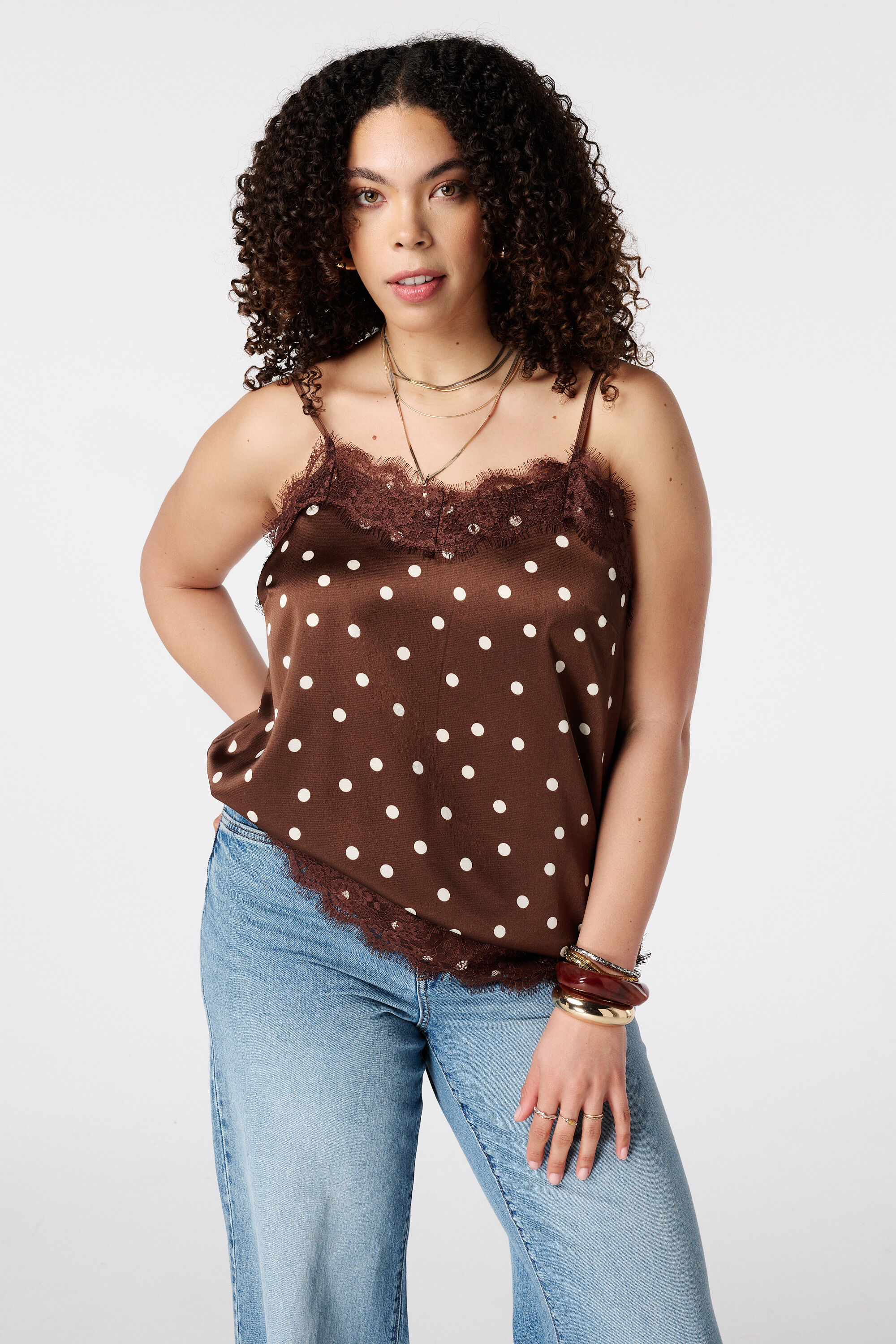 Blusa de lunares con encaje image number 0