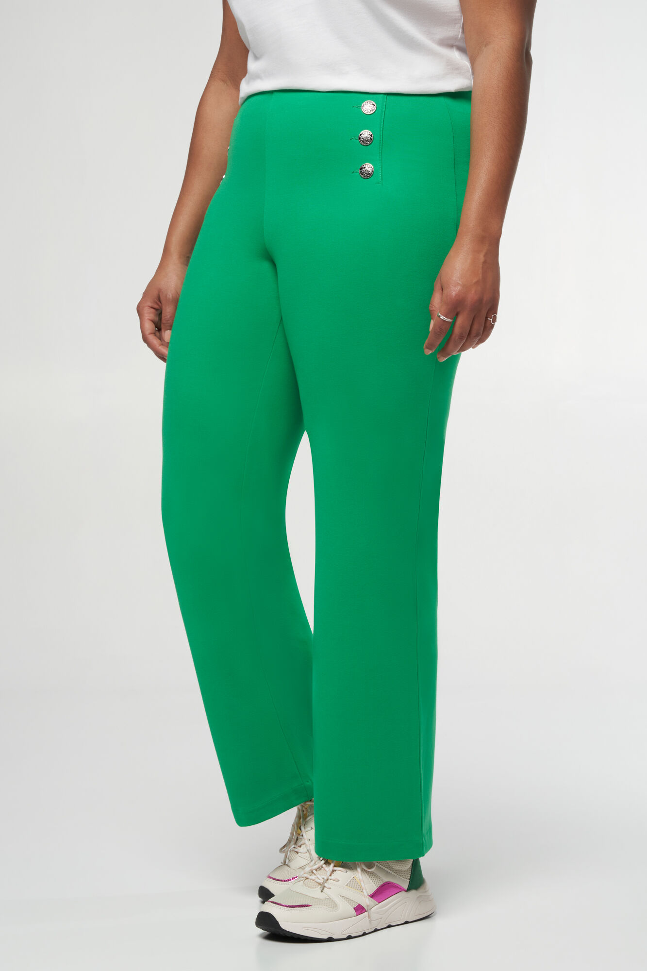 Pantalones de pernera ancha con detalles plateados image number 5