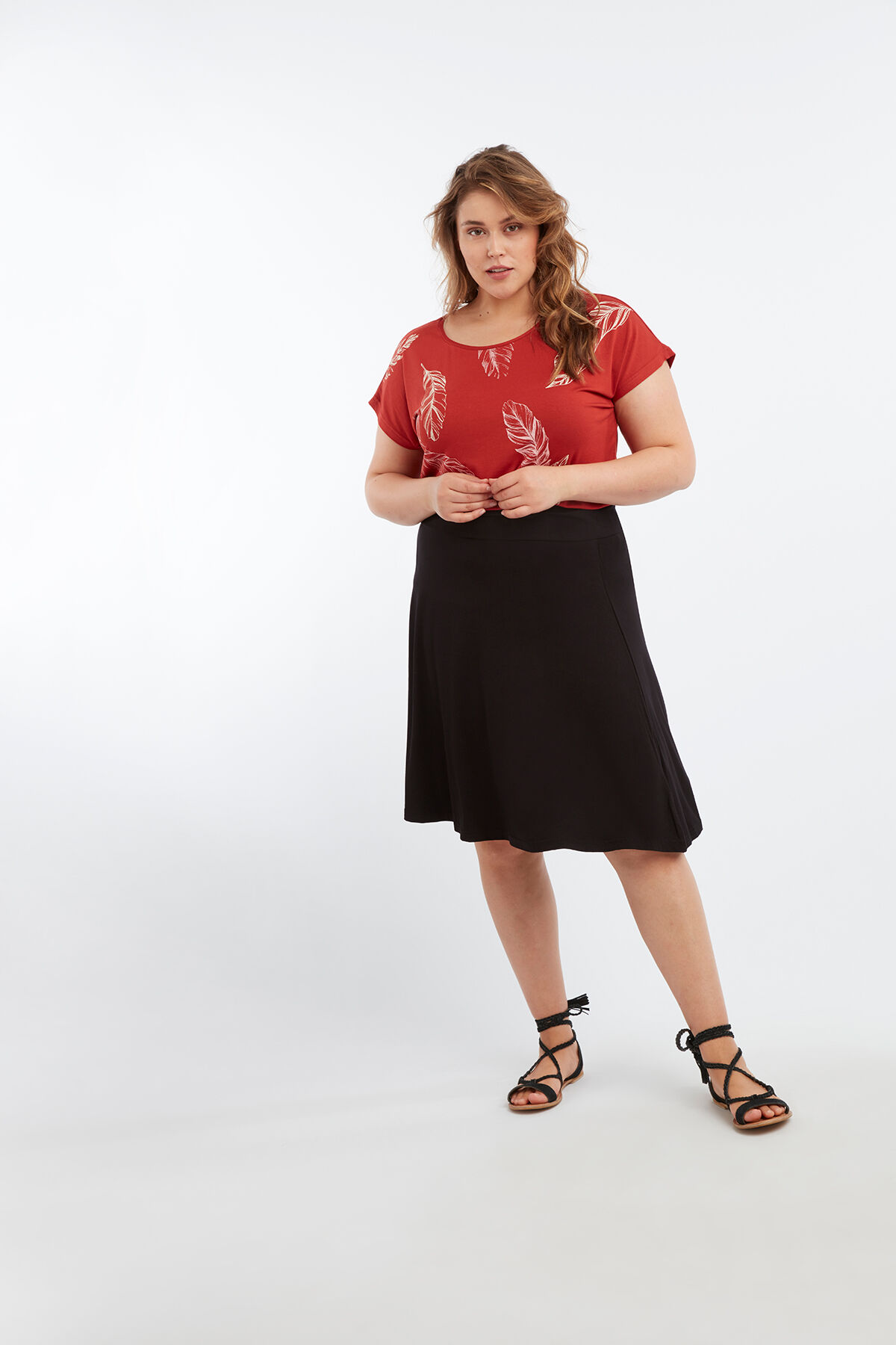 Camiseta con estampado de plumas image number 3