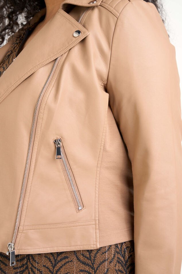 Chaqueta motera de cuero sintético image number 4