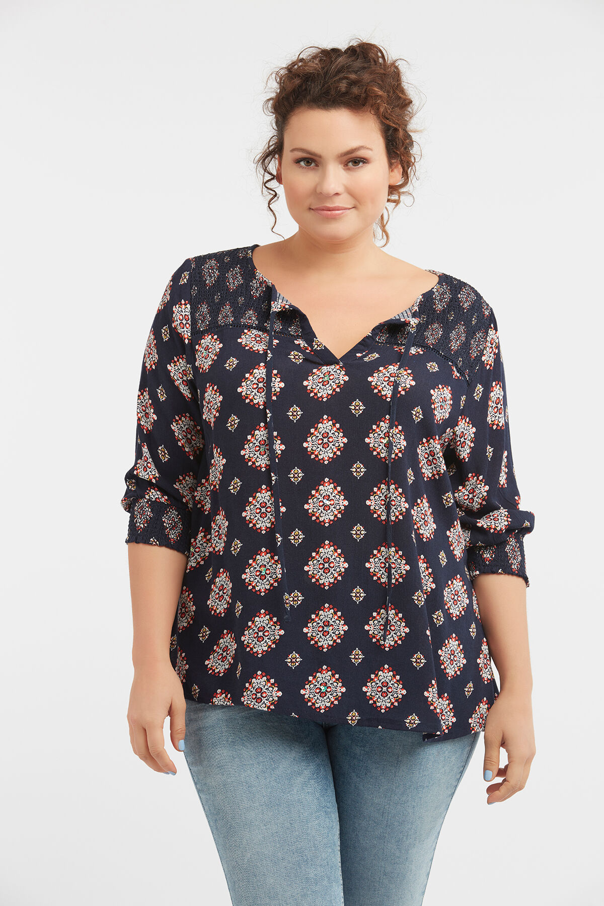 Blusa con detalle fruncido image number 4