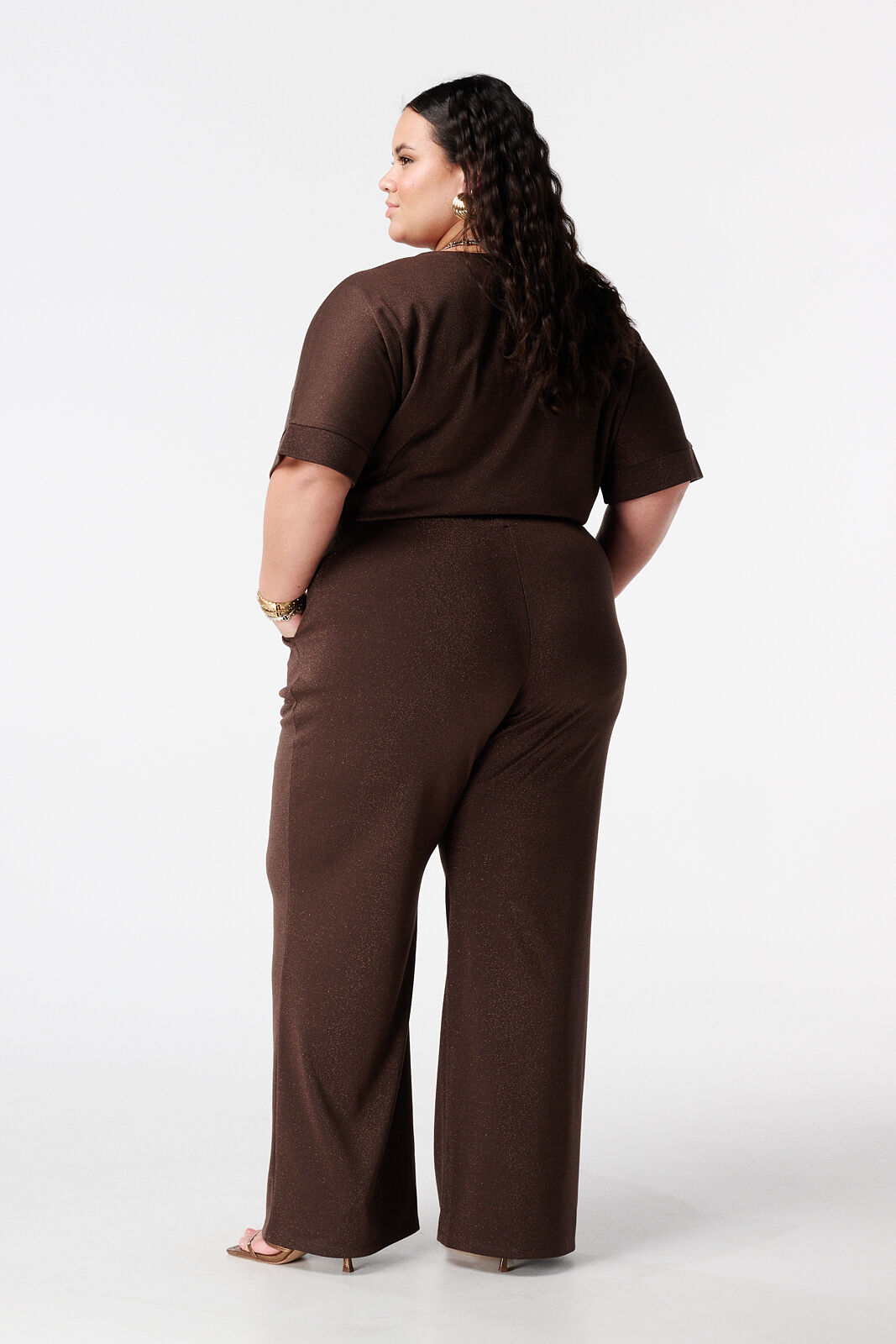 Pantal&oacute;n wide leg con l&uacute;rex image number 3