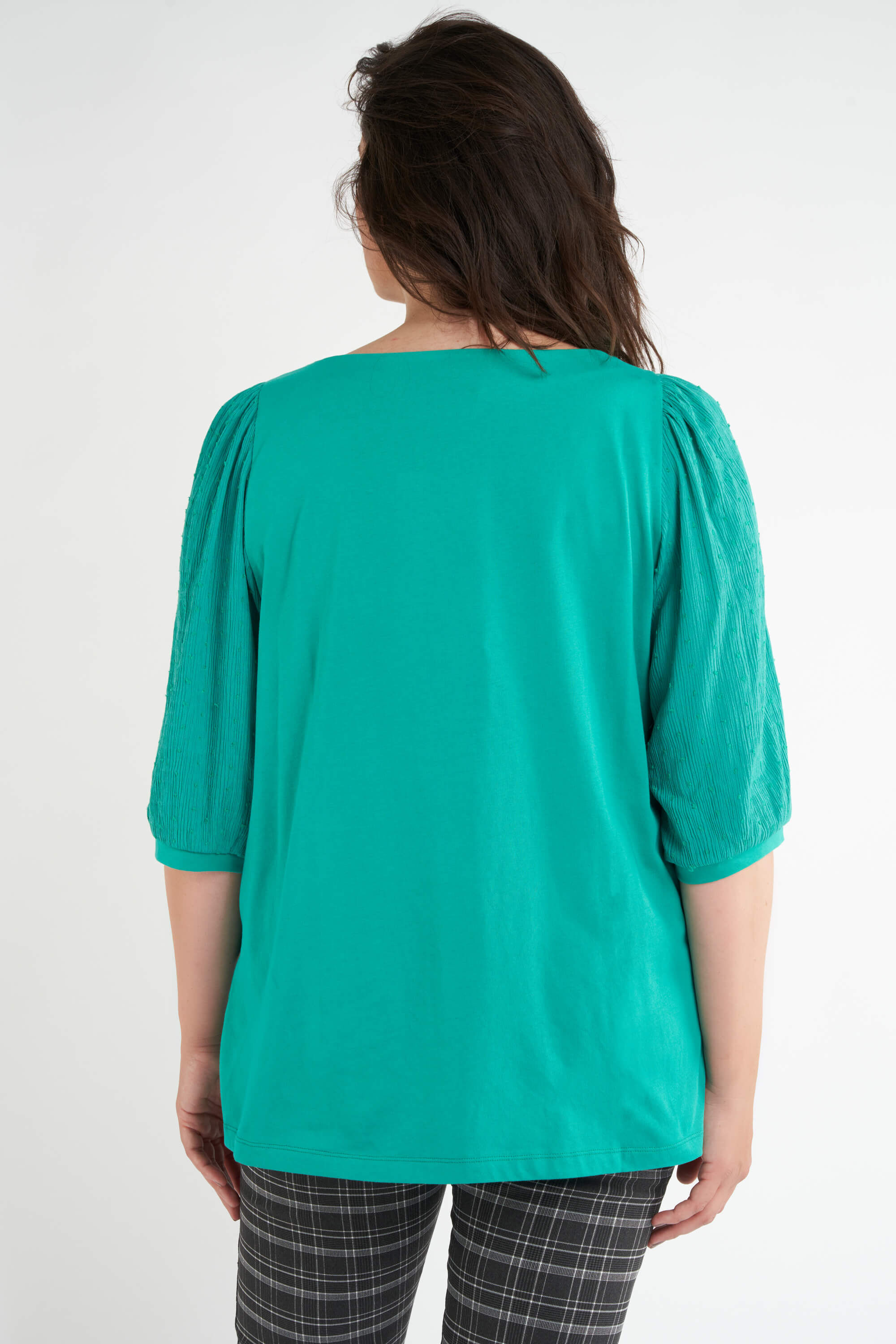 Top con manga abullonada  image number 4