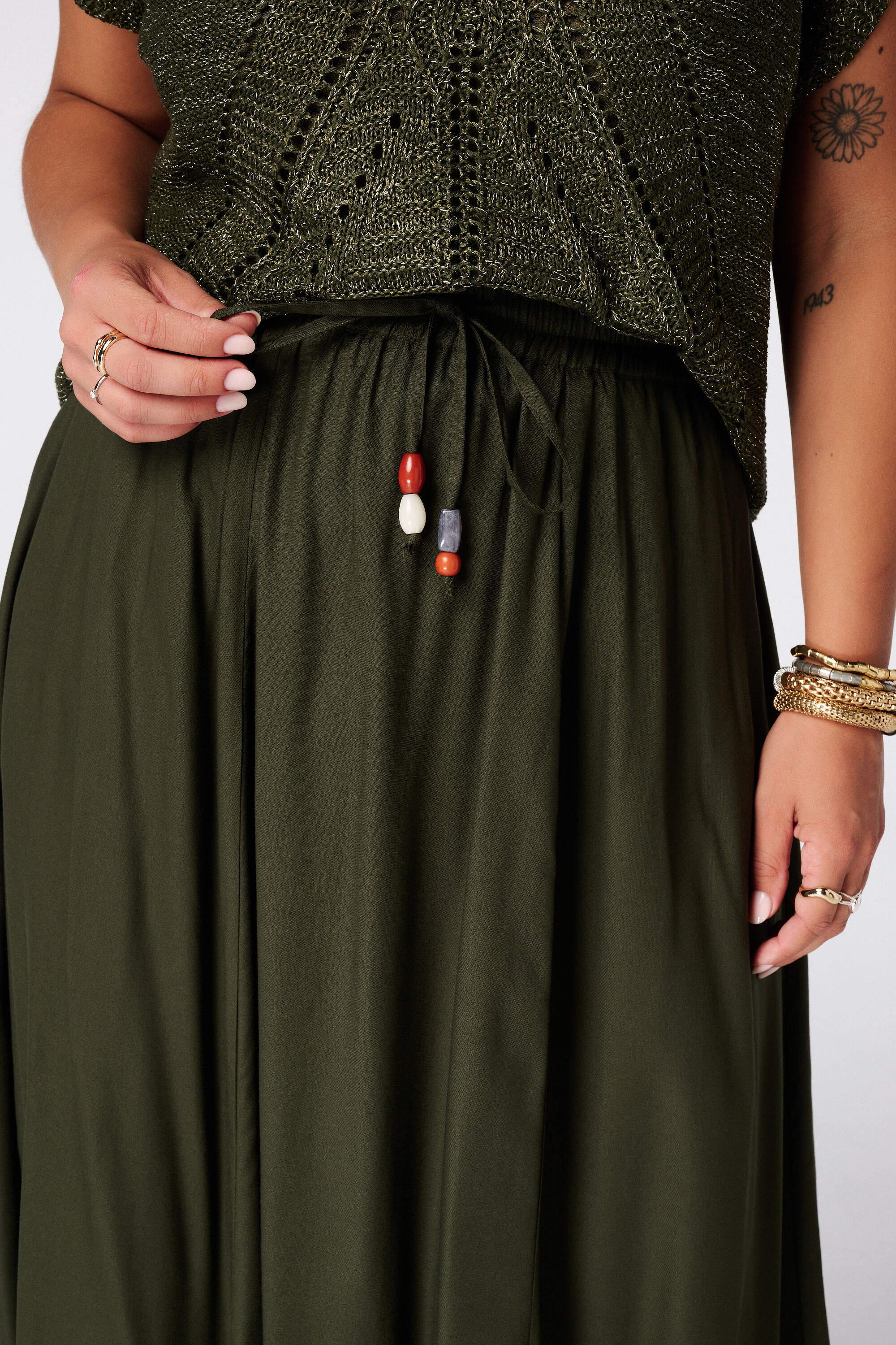 Falda maxi con cintura el&aacute;stica image number 4