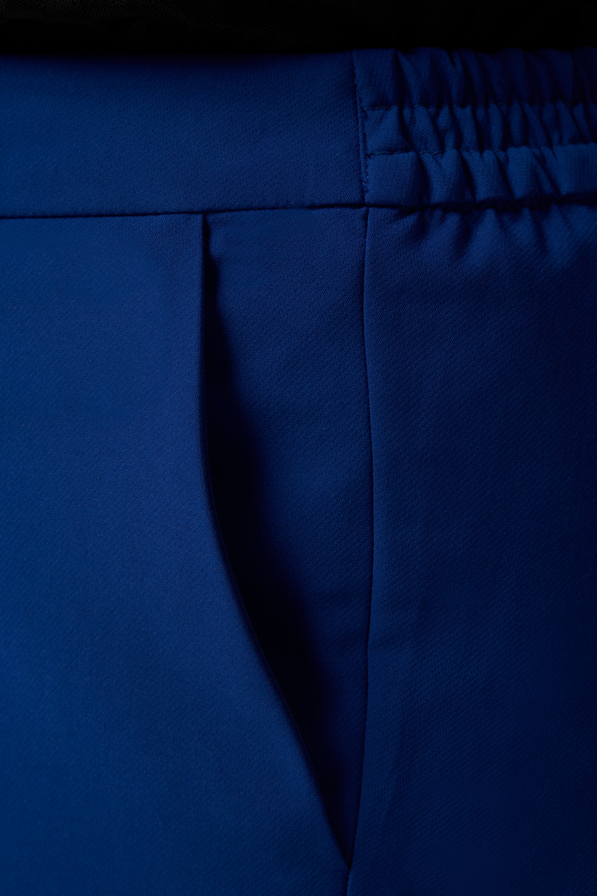 Pantalones de corte recto image number 4