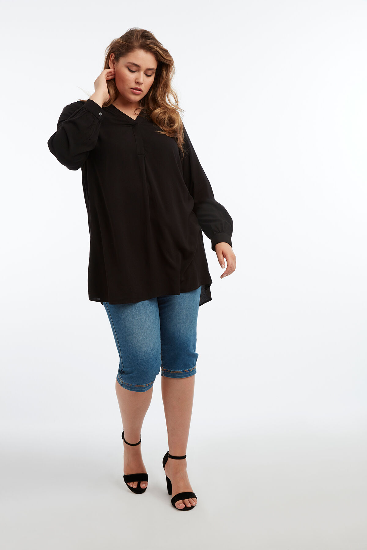 Blusa tipo t&uacute;nica image number 3