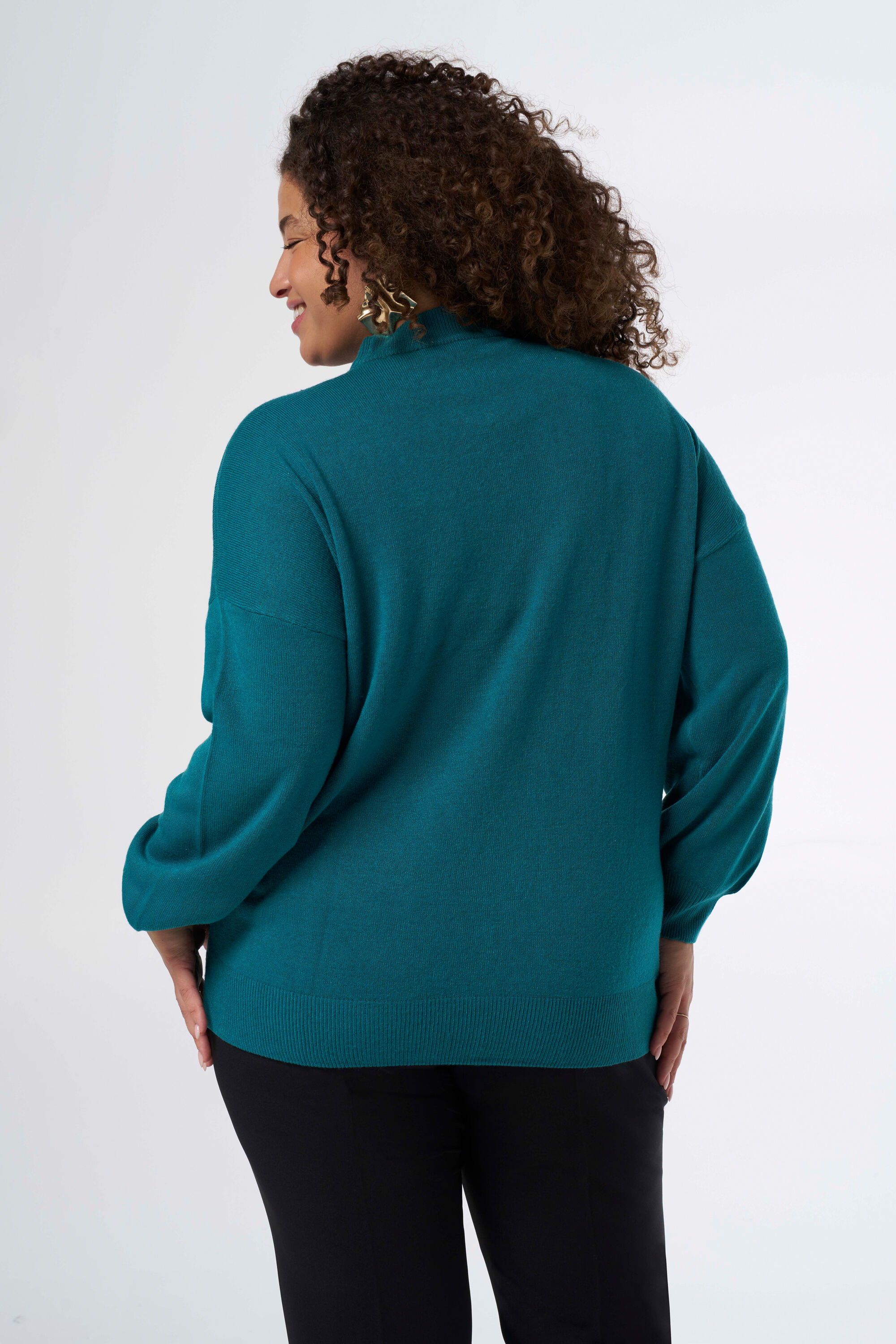 Su&eacute;ter de punto fino image number 3