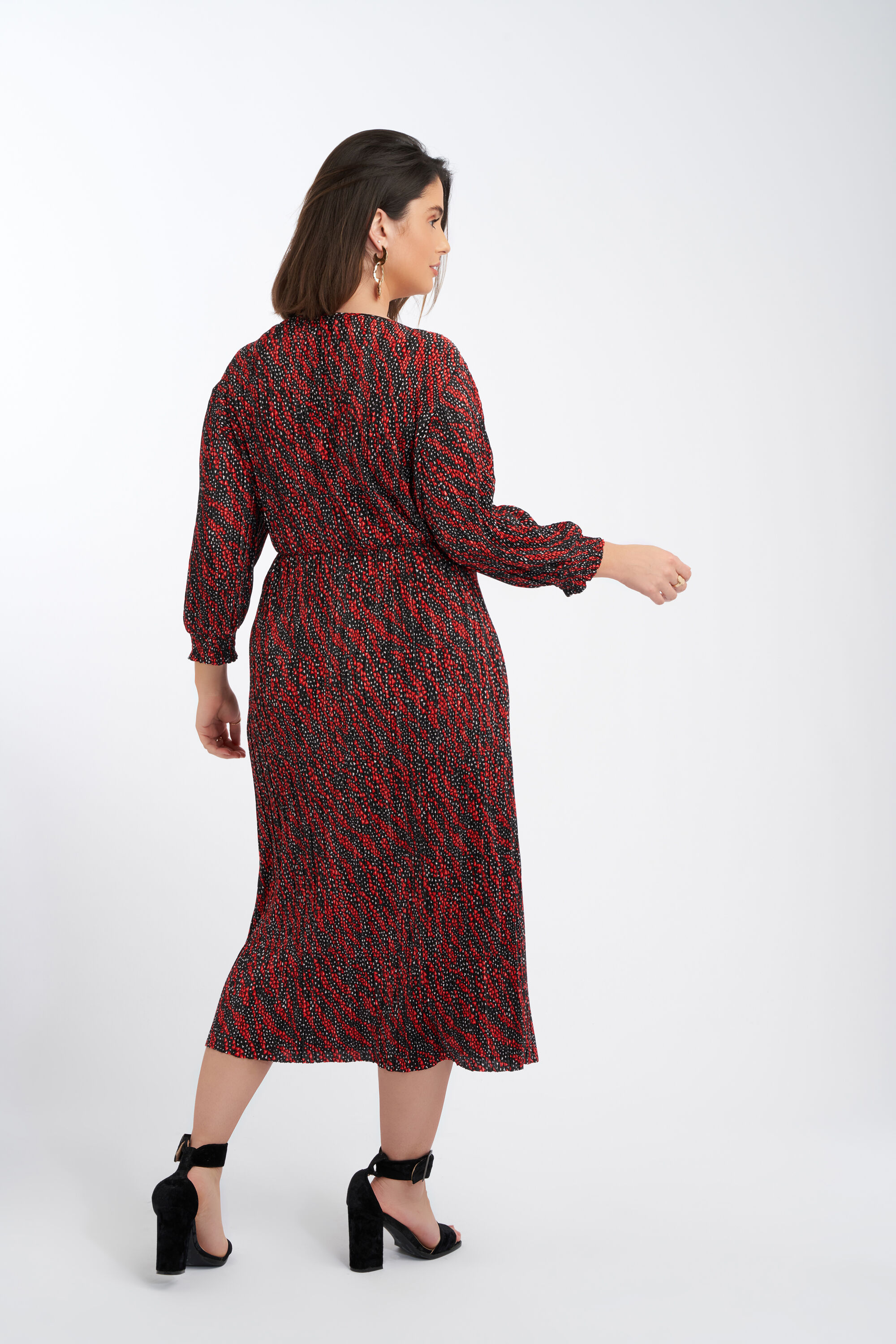 Vestido largo plisado image number 3