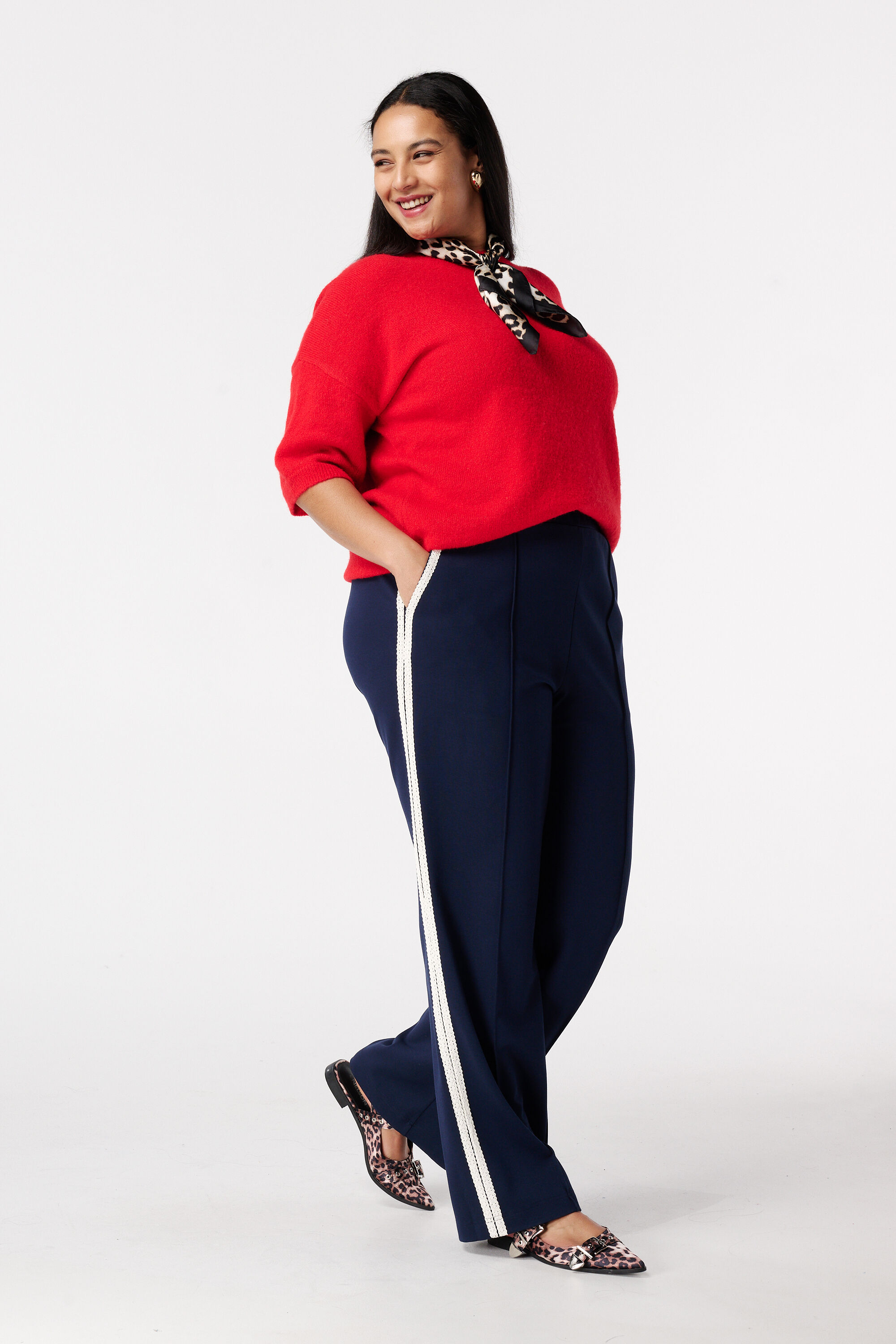 Top de punto de manga corta image number 5