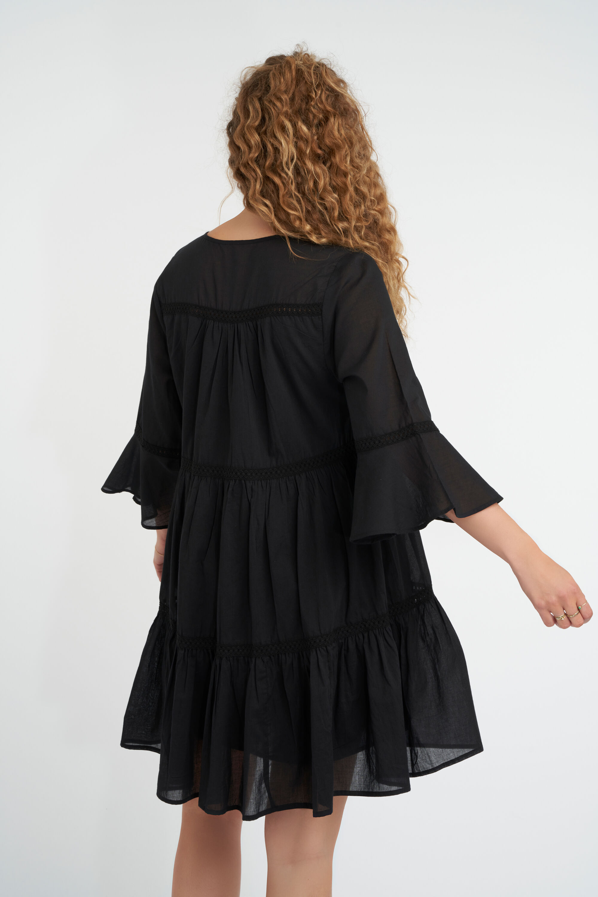 Vestido con corte en A image number 3