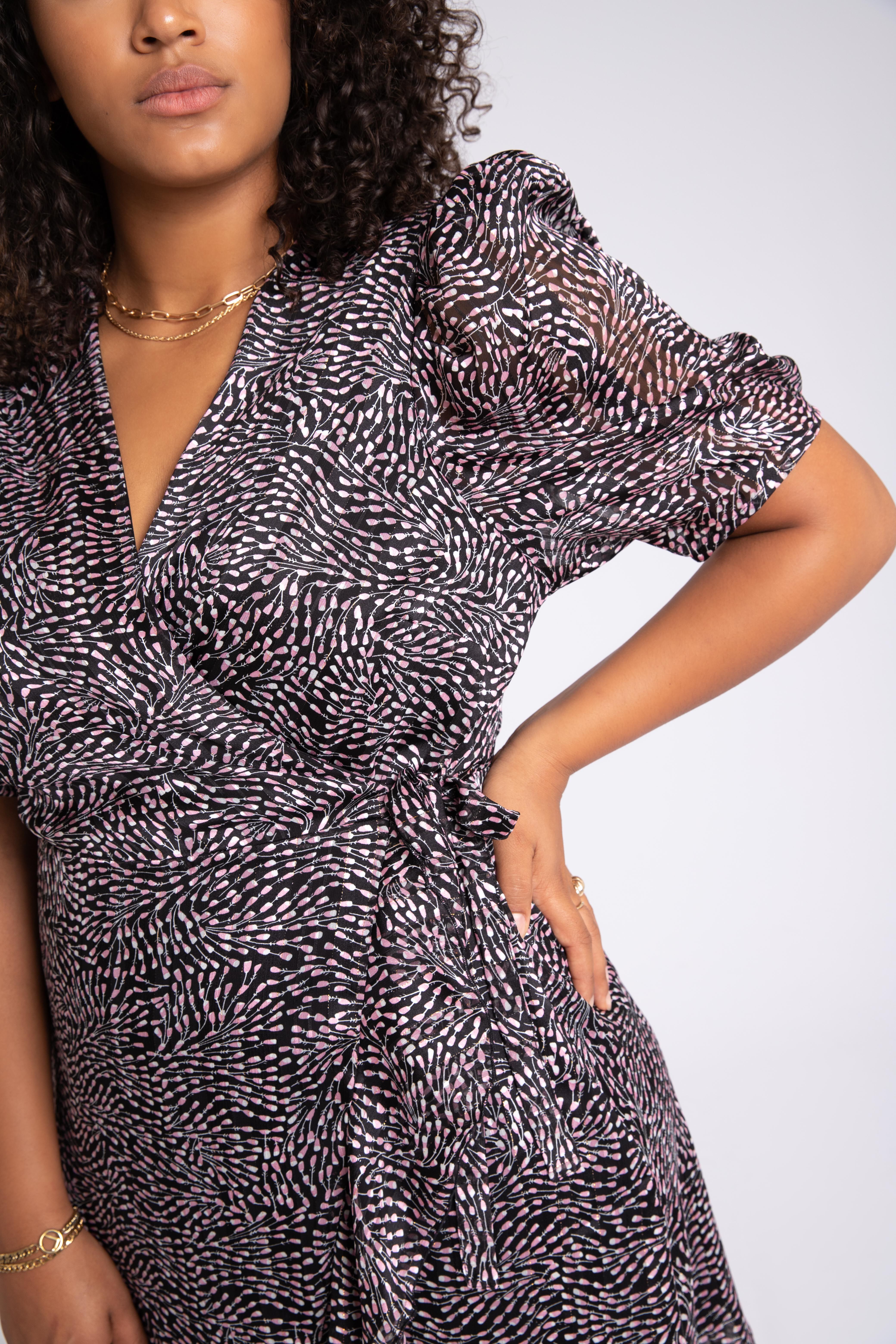 Vestido cruzado con estampado image number 5