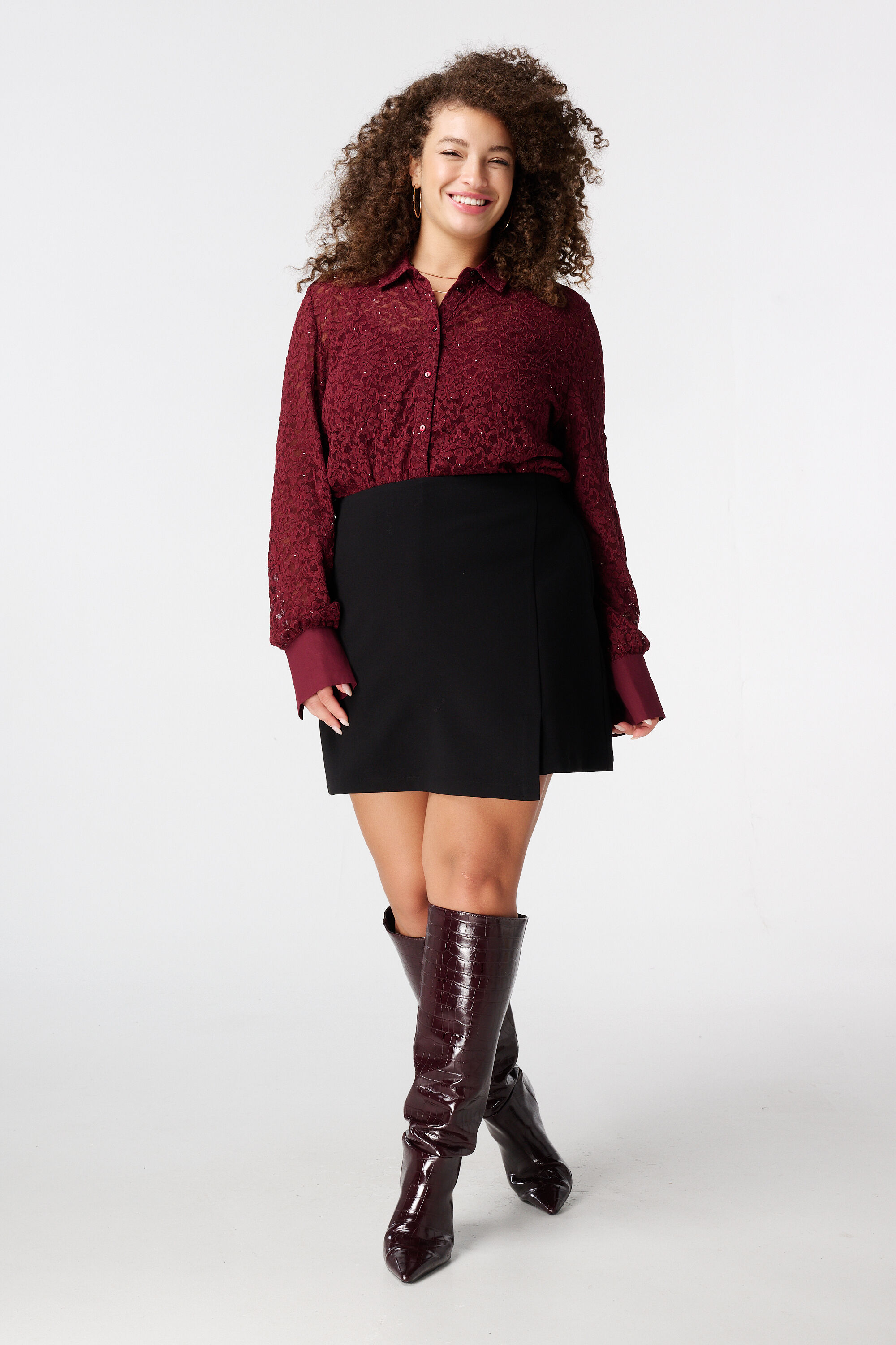 Falda con aspecto cruzado y cintura el&aacute;stica