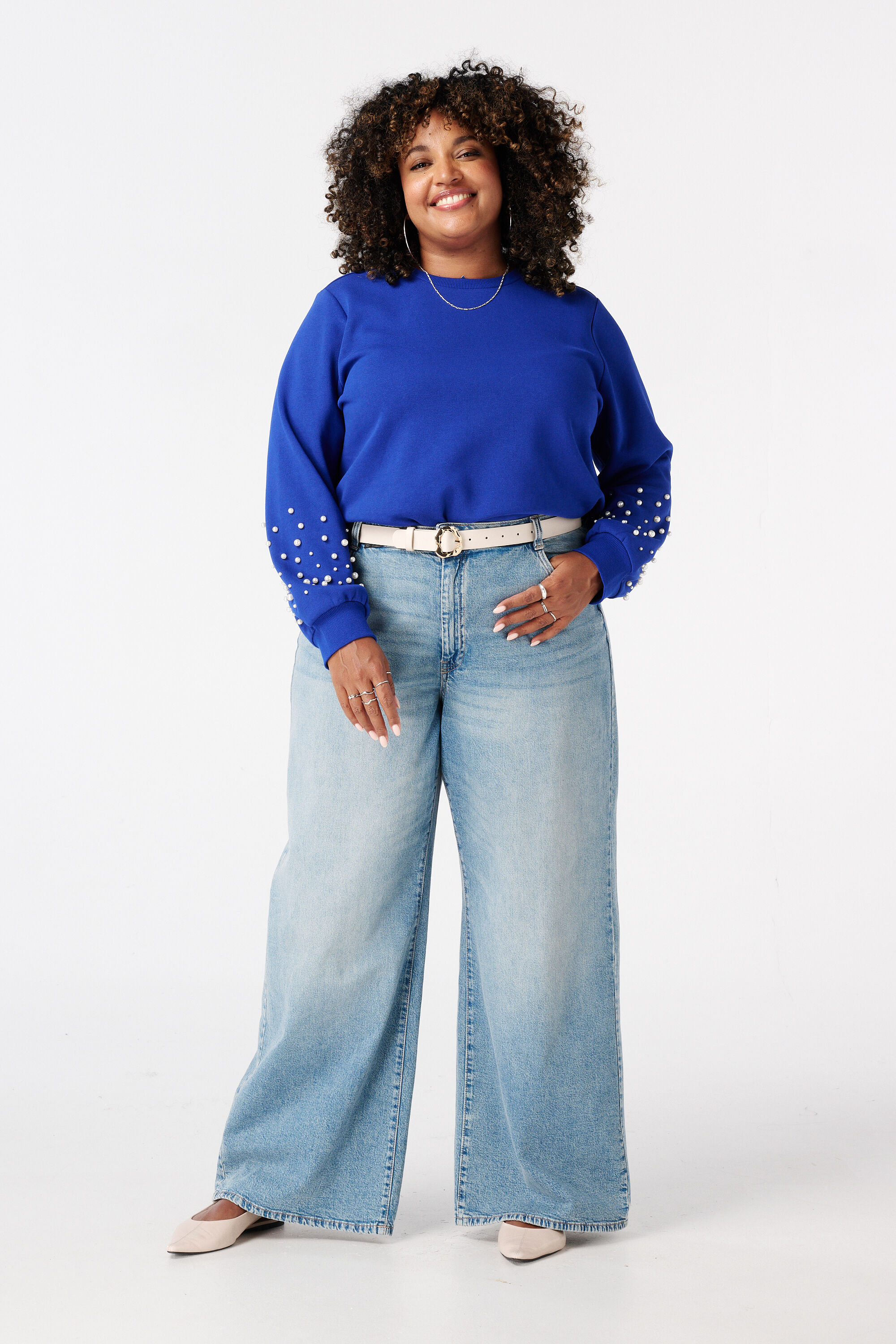 Jersey con detalle de perlas image number 5