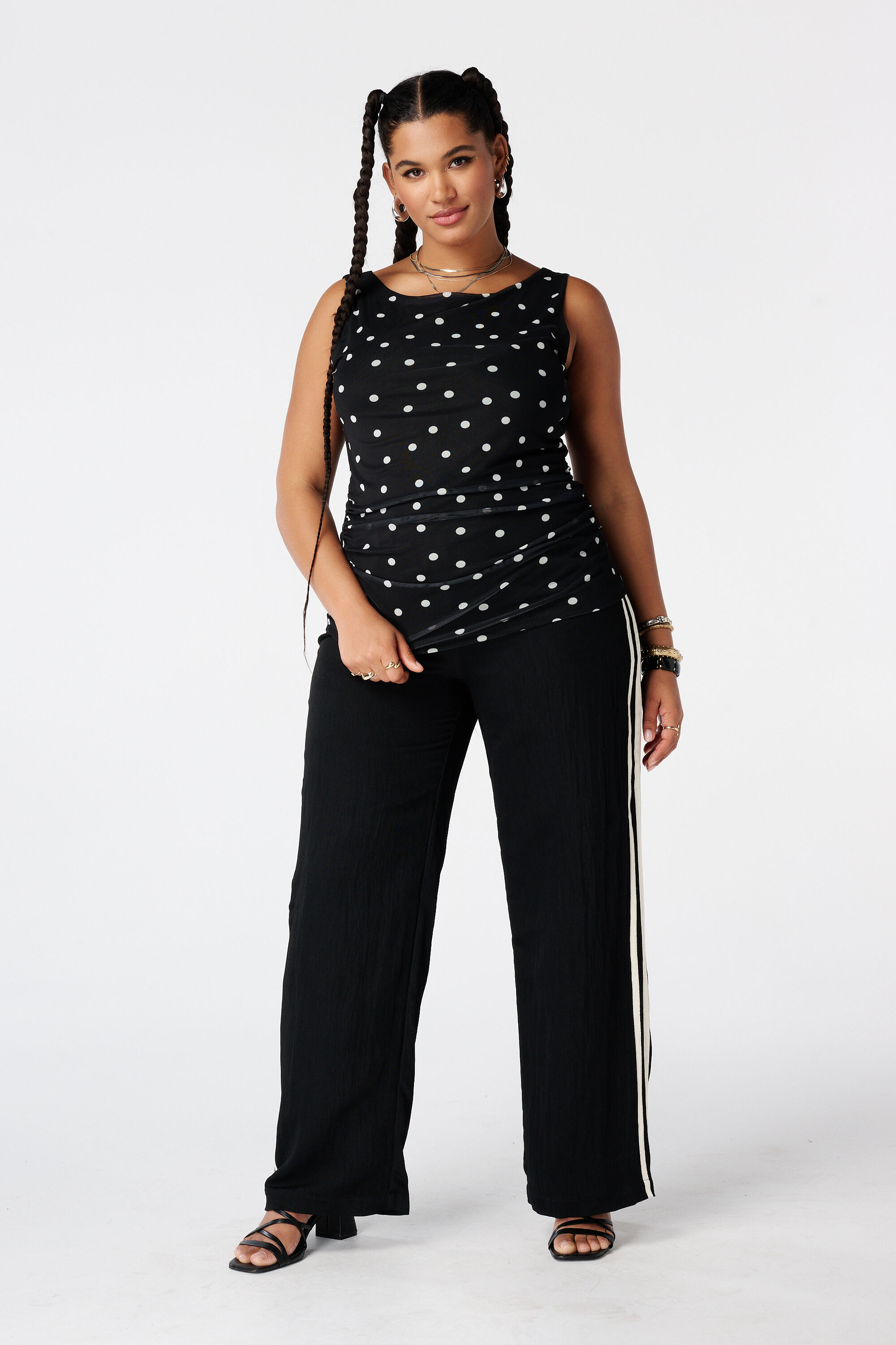 Top de malla con estampado image number 5