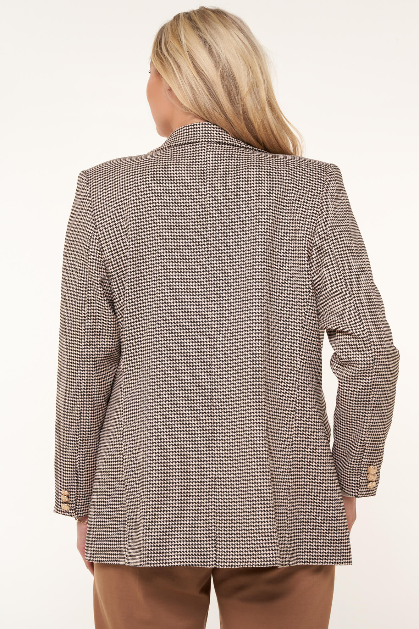 Blazer  image number 4