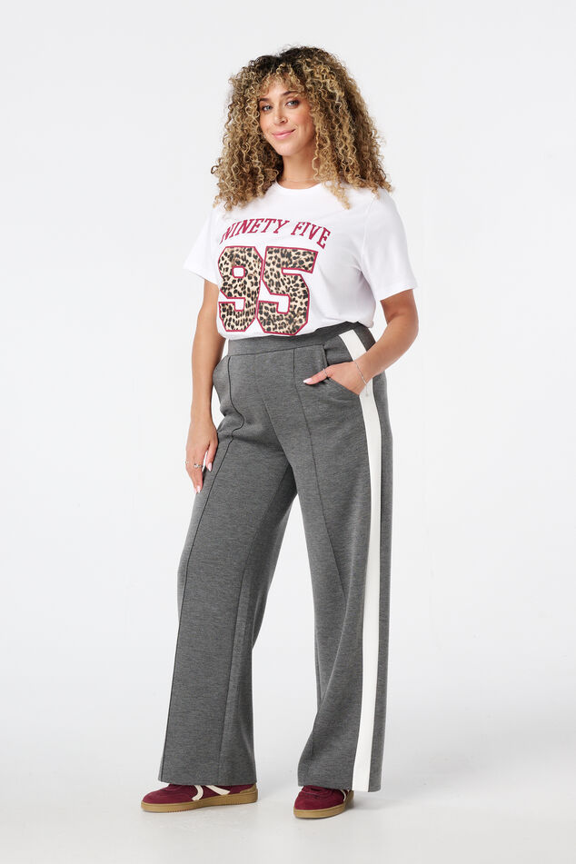 Pantalones anchos con raya en contraste image number 6