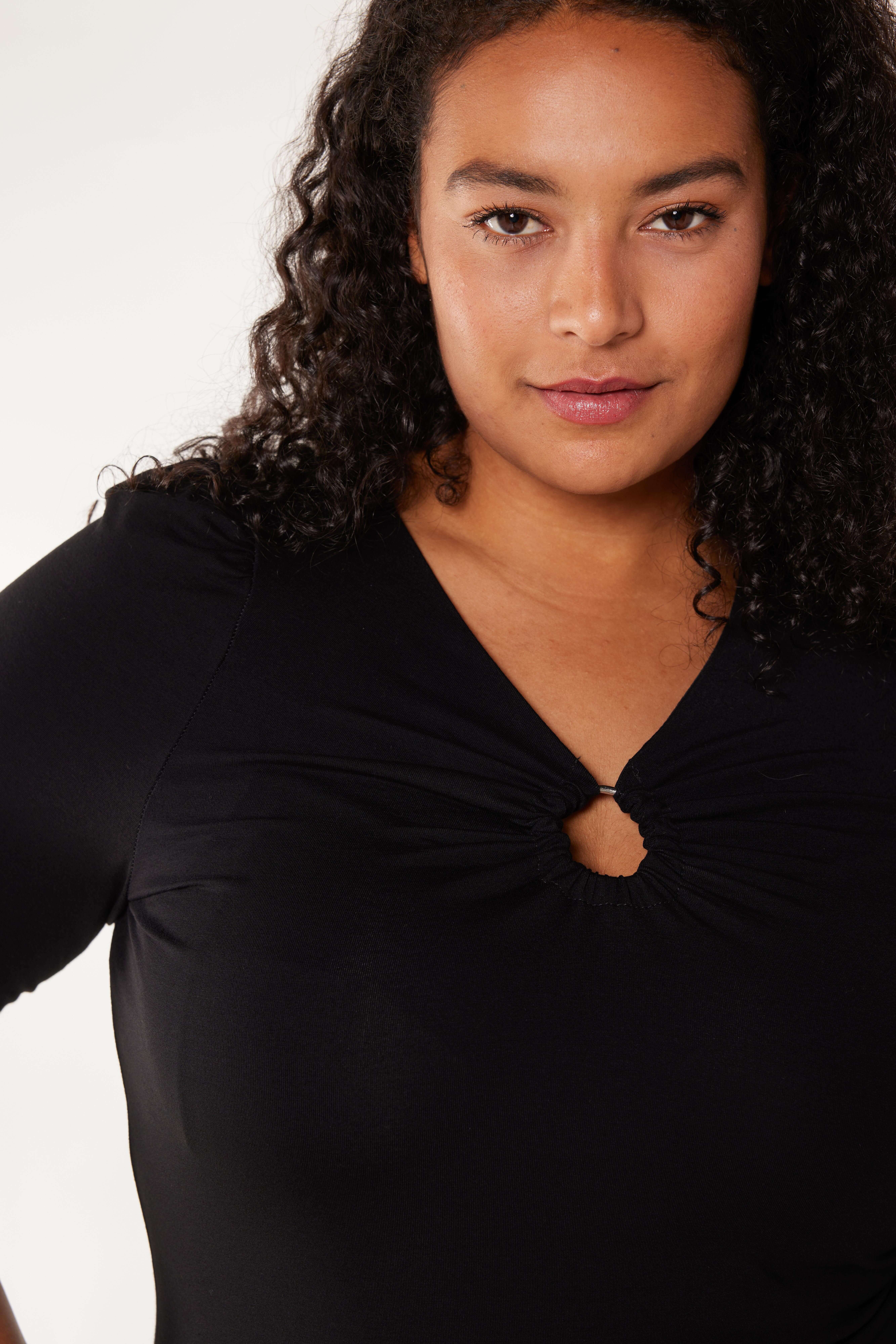 Vestido muy ajustado image number 4