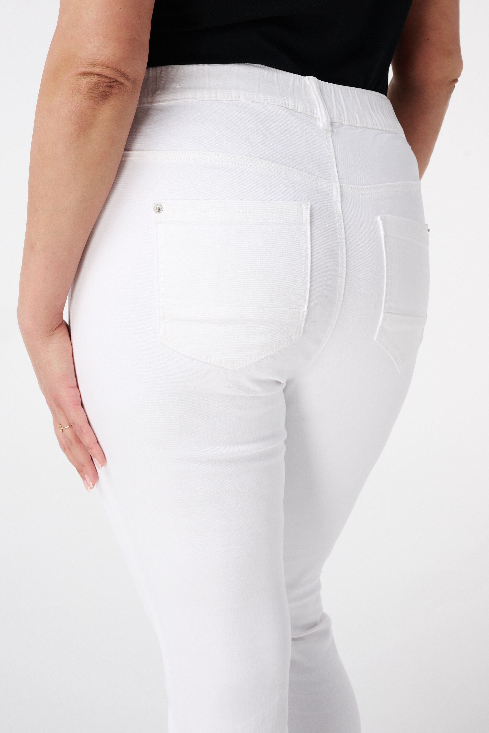 Treggings con aspecto denim image number 4