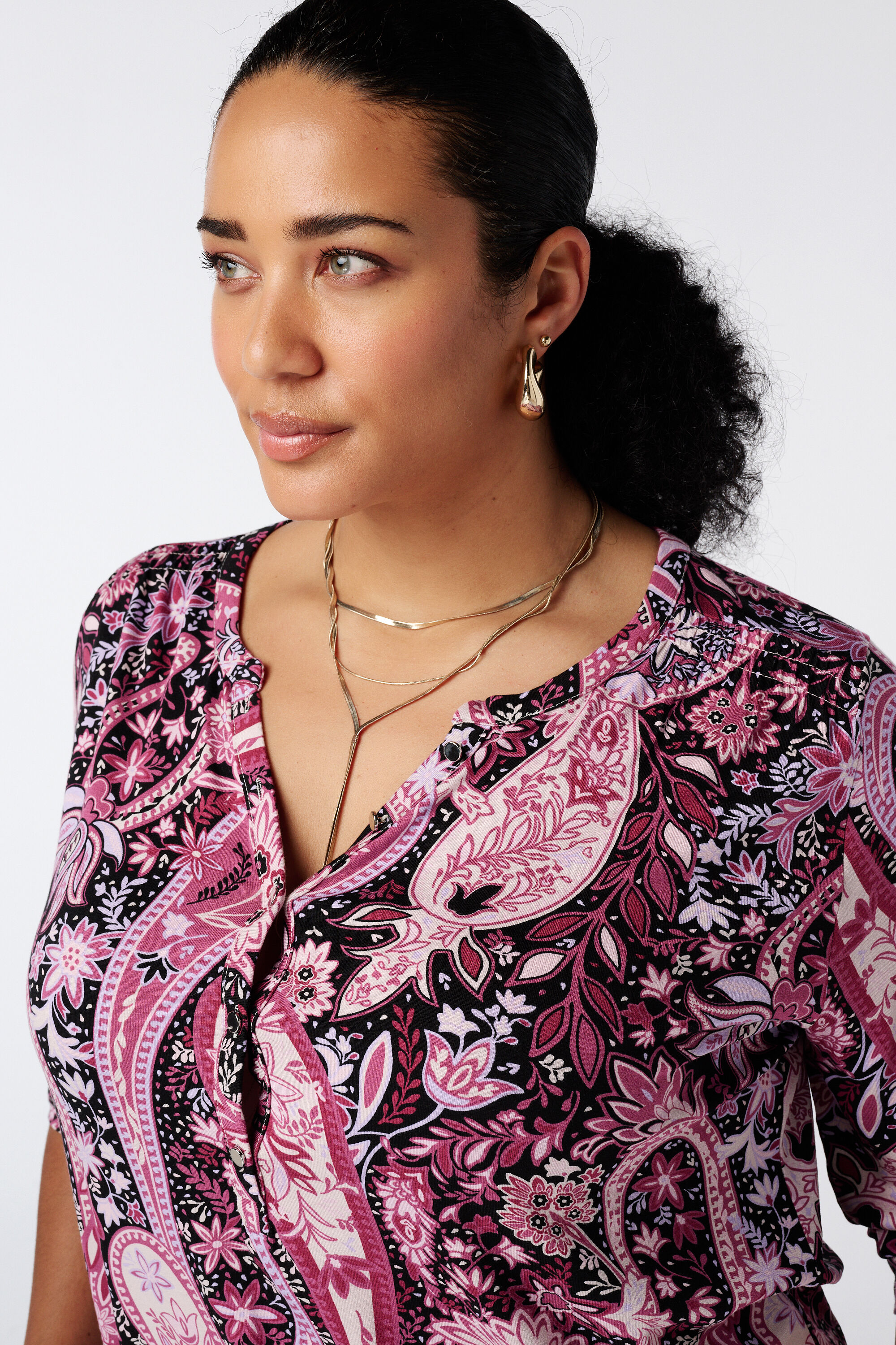 Top con estampado image number 4